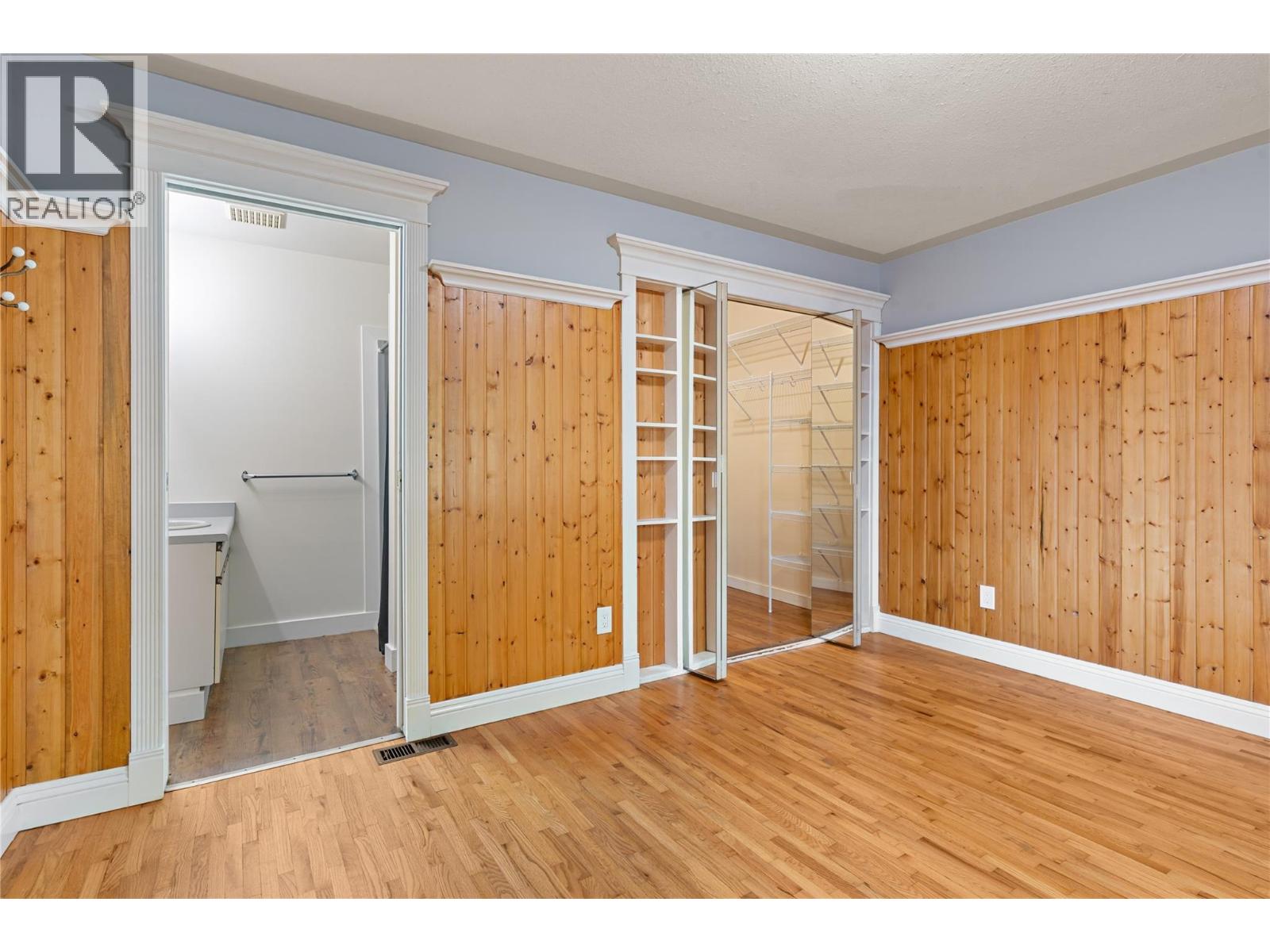 3585 Otter Lake Road, Armstrong