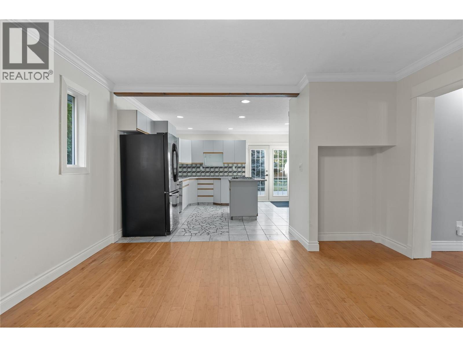 3585 Otter Lake Road, Armstrong