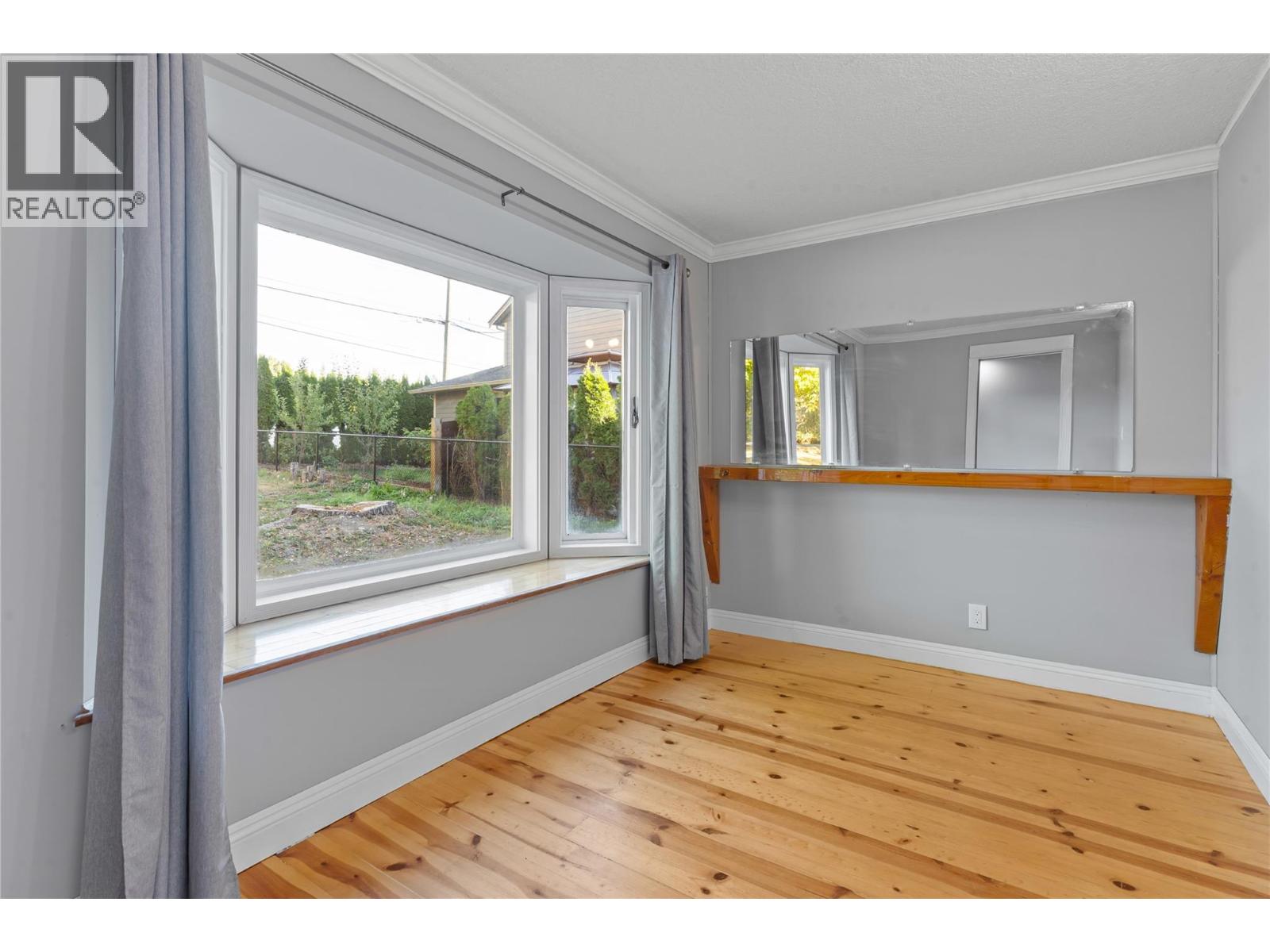 3585 Otter Lake Road, Armstrong