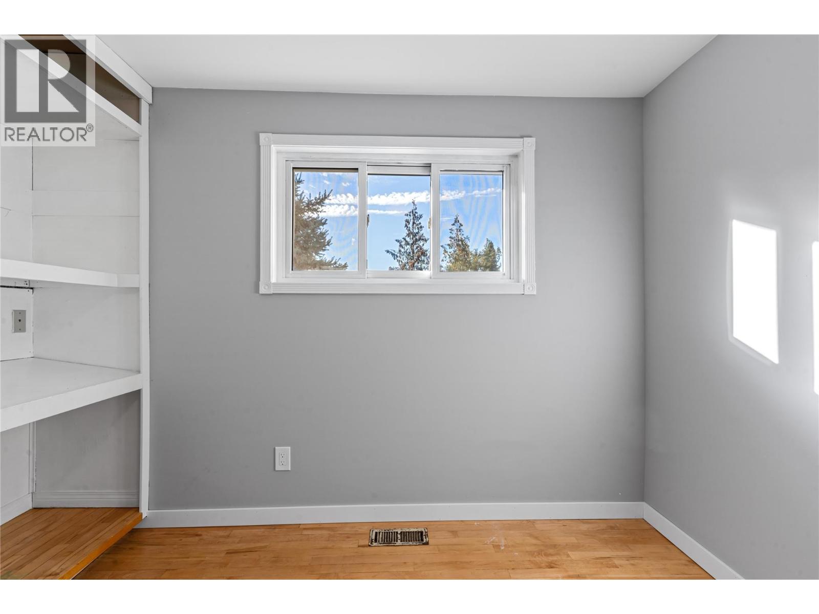 3585 Otter Lake Road, Armstrong