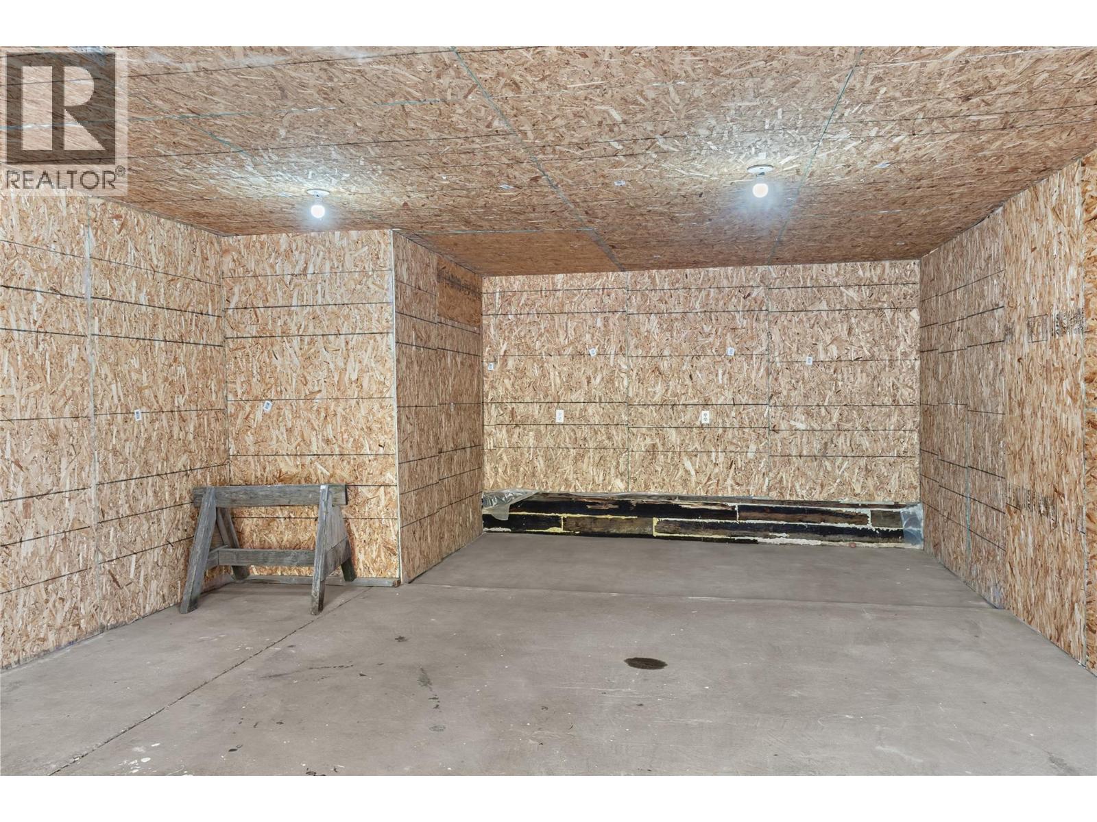 3585 Otter Lake Road, Armstrong