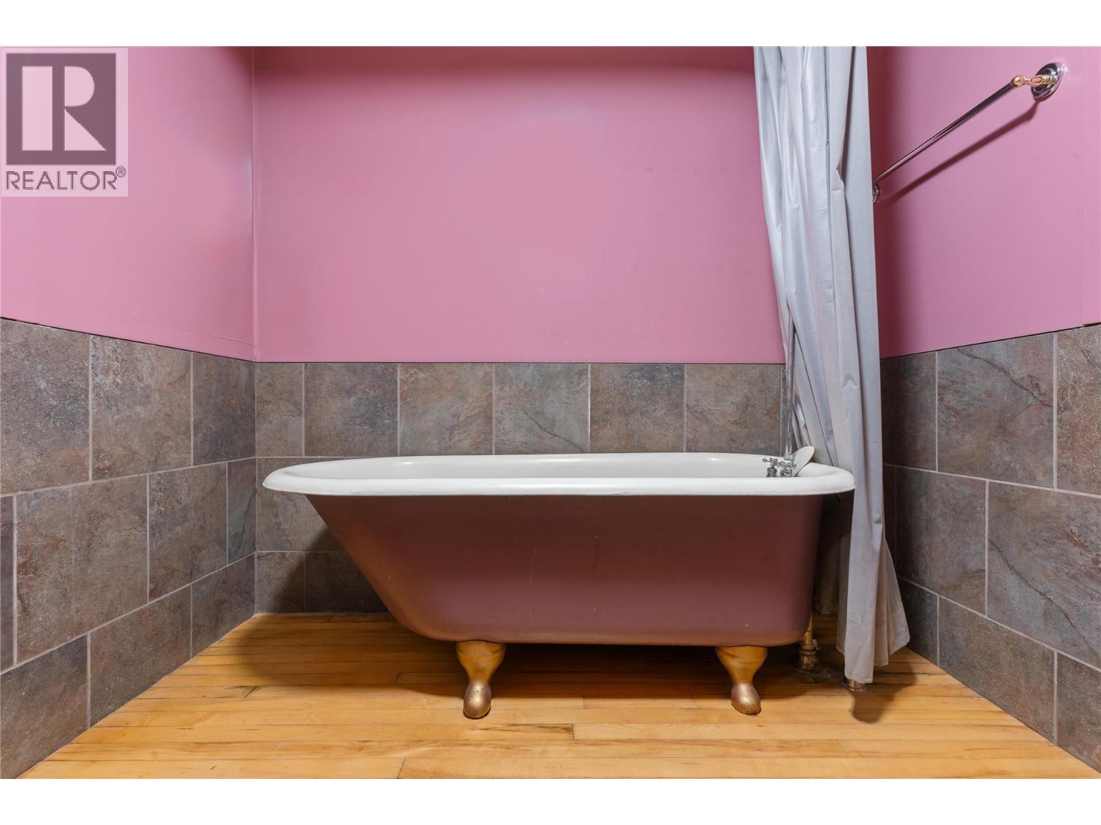 3585 Otter Lake Road, Armstrong