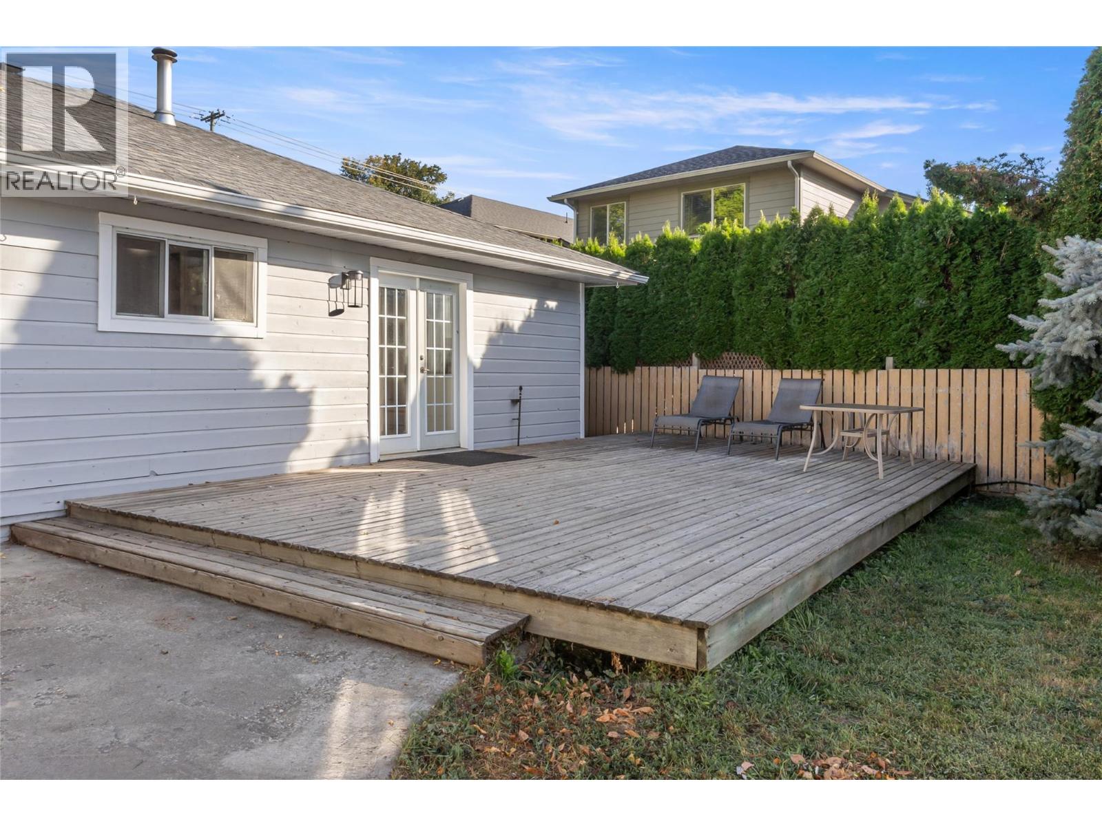 3585 Otter Lake Road, Armstrong