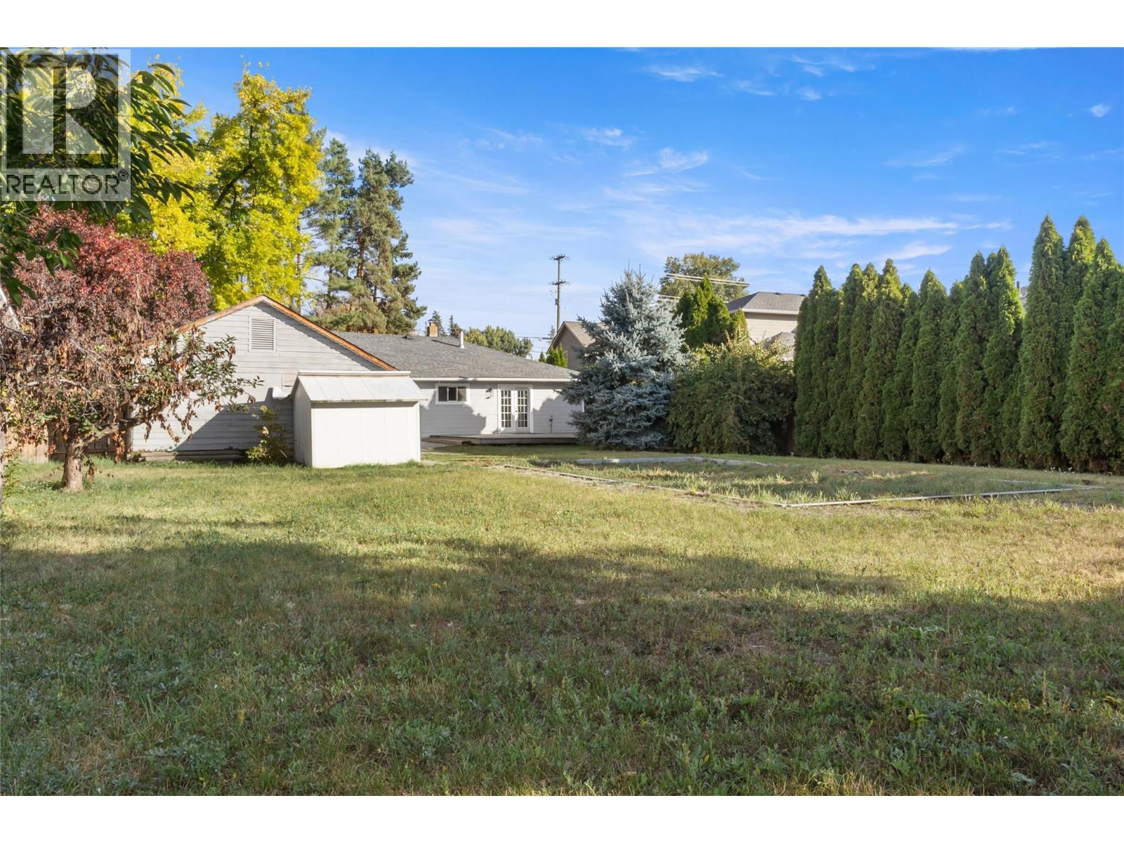 3585 Otter Lake Road, Armstrong