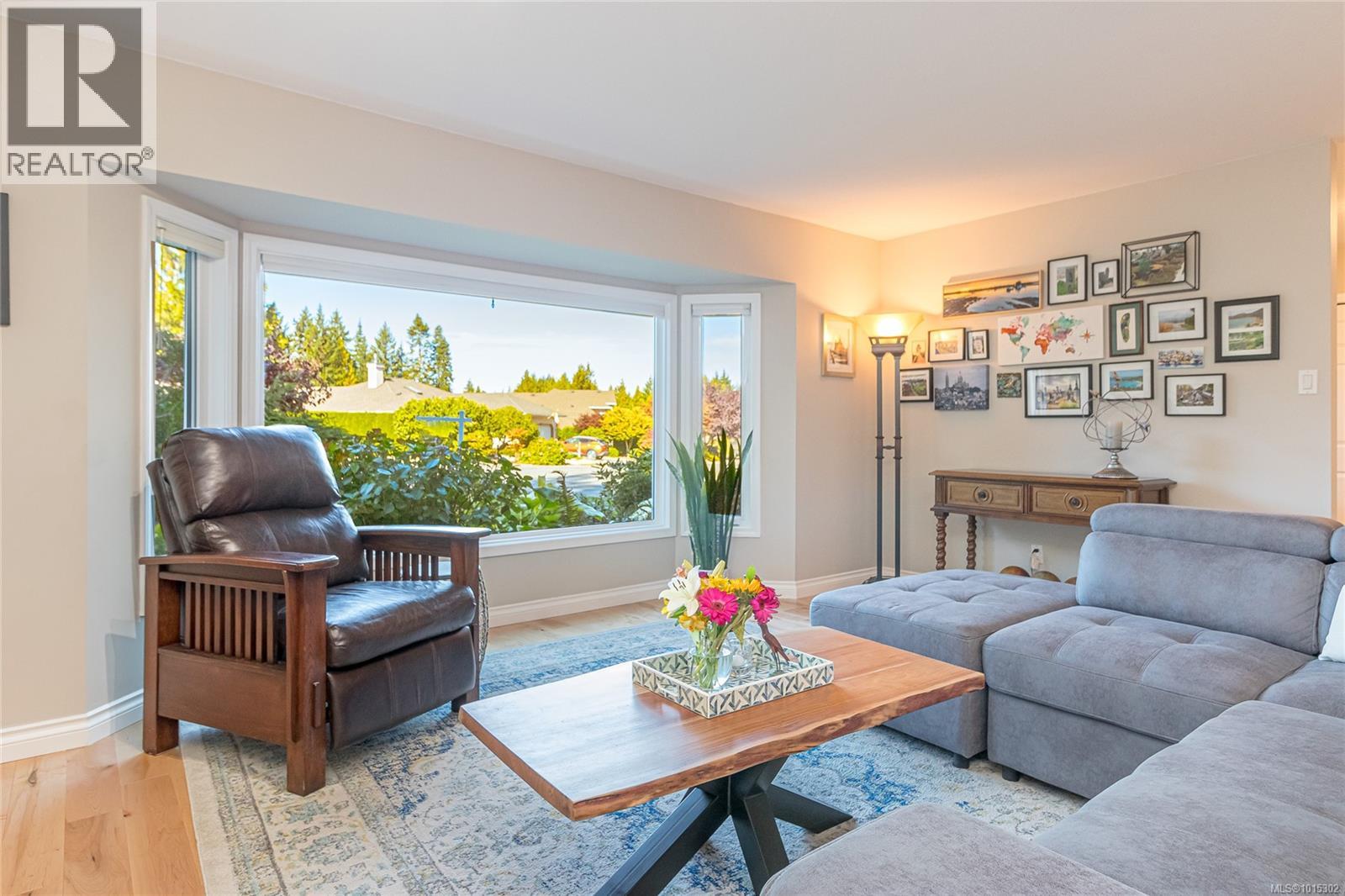 1221 Midiron Close, Qualicum Beach