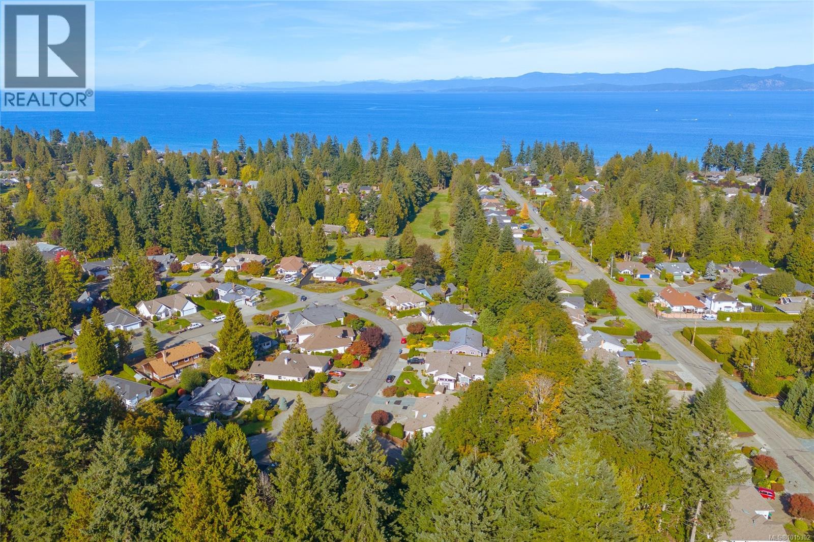 1221 Midiron Close, Qualicum Beach