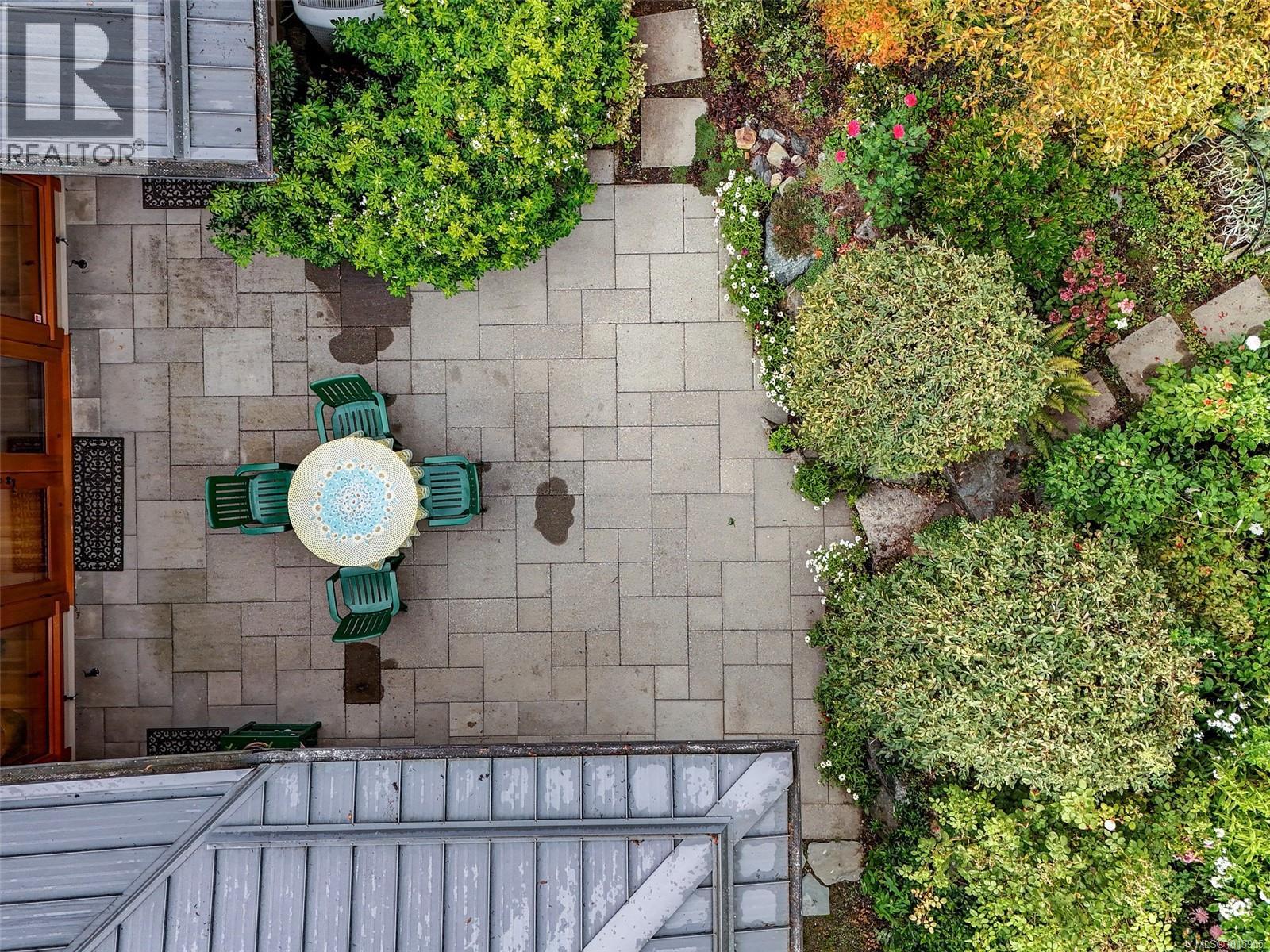 590 Downey Road, North Saanich