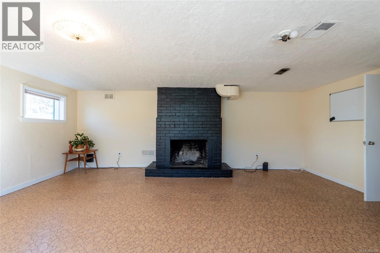  1131 Heald Avenue, Esquimalt