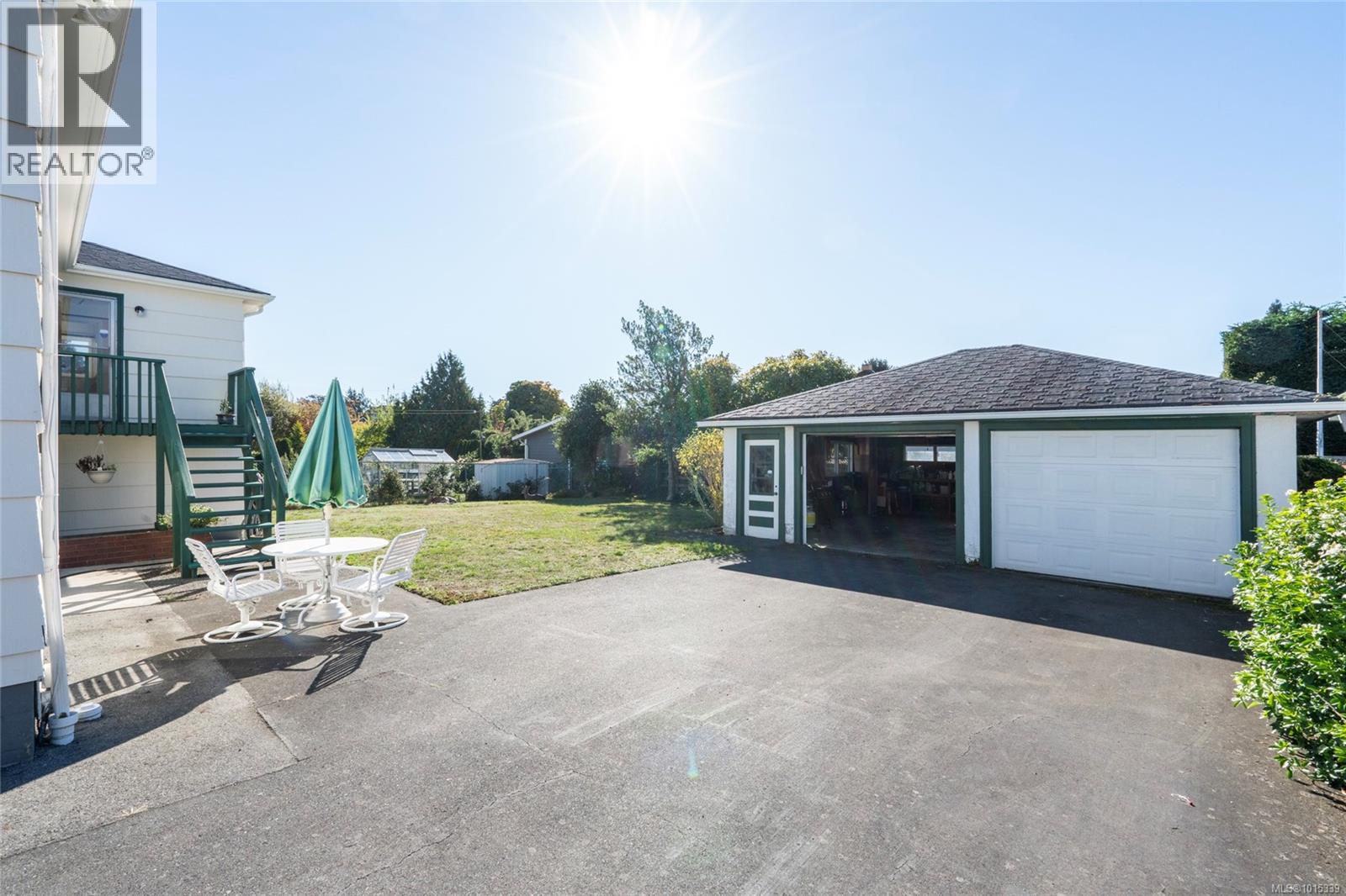  1131 Heald Avenue, Esquimalt