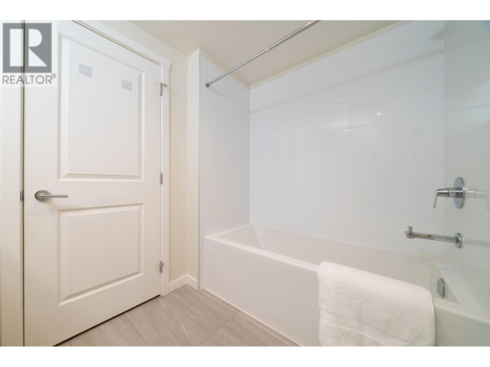 1108 7328 GOLLNER AVENUE, Richmond