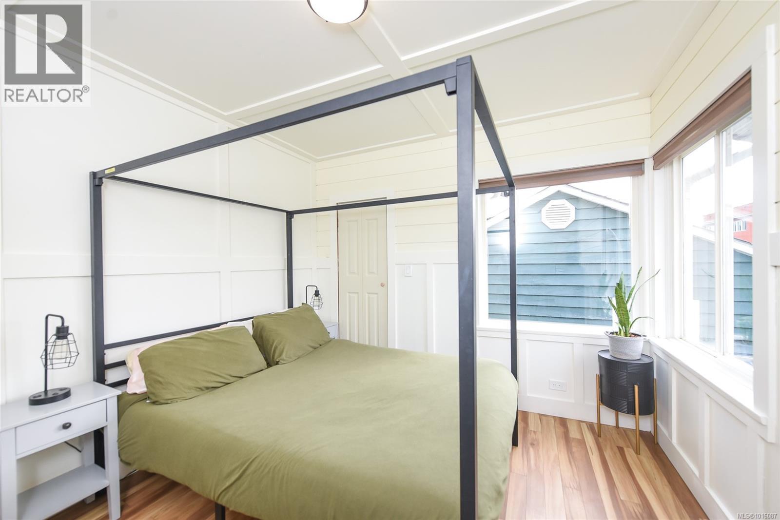 1971 19th Ave, Campbell River