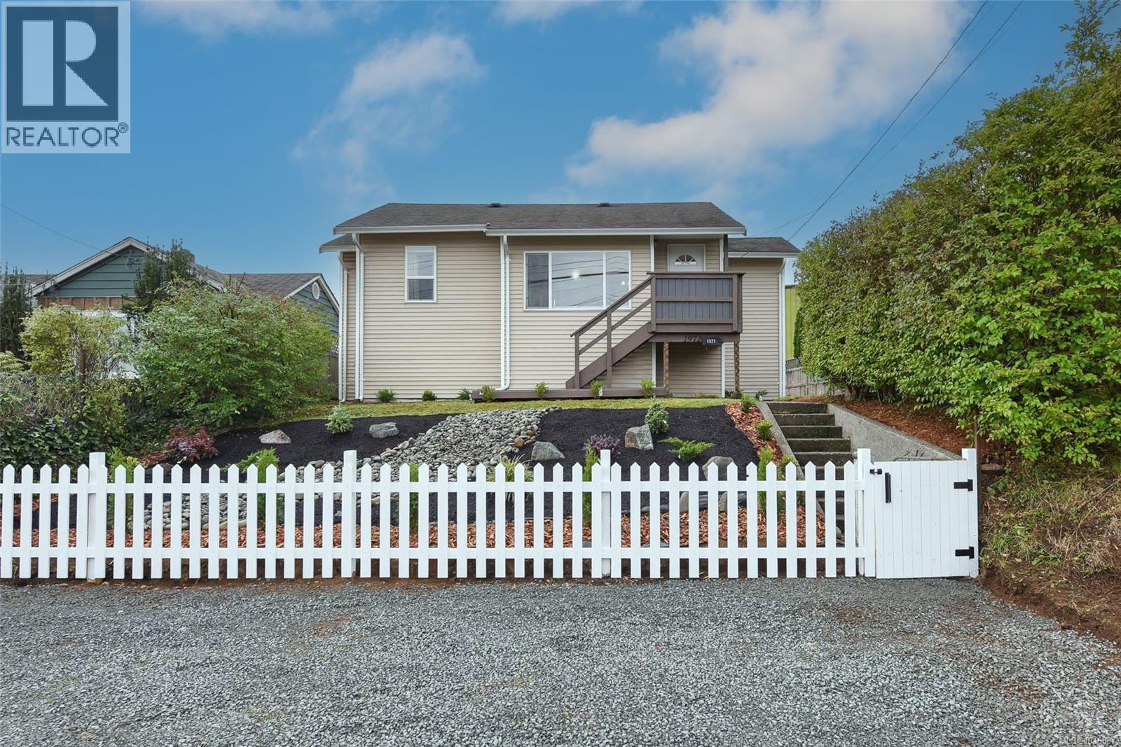 1971 19th Ave, Campbell River