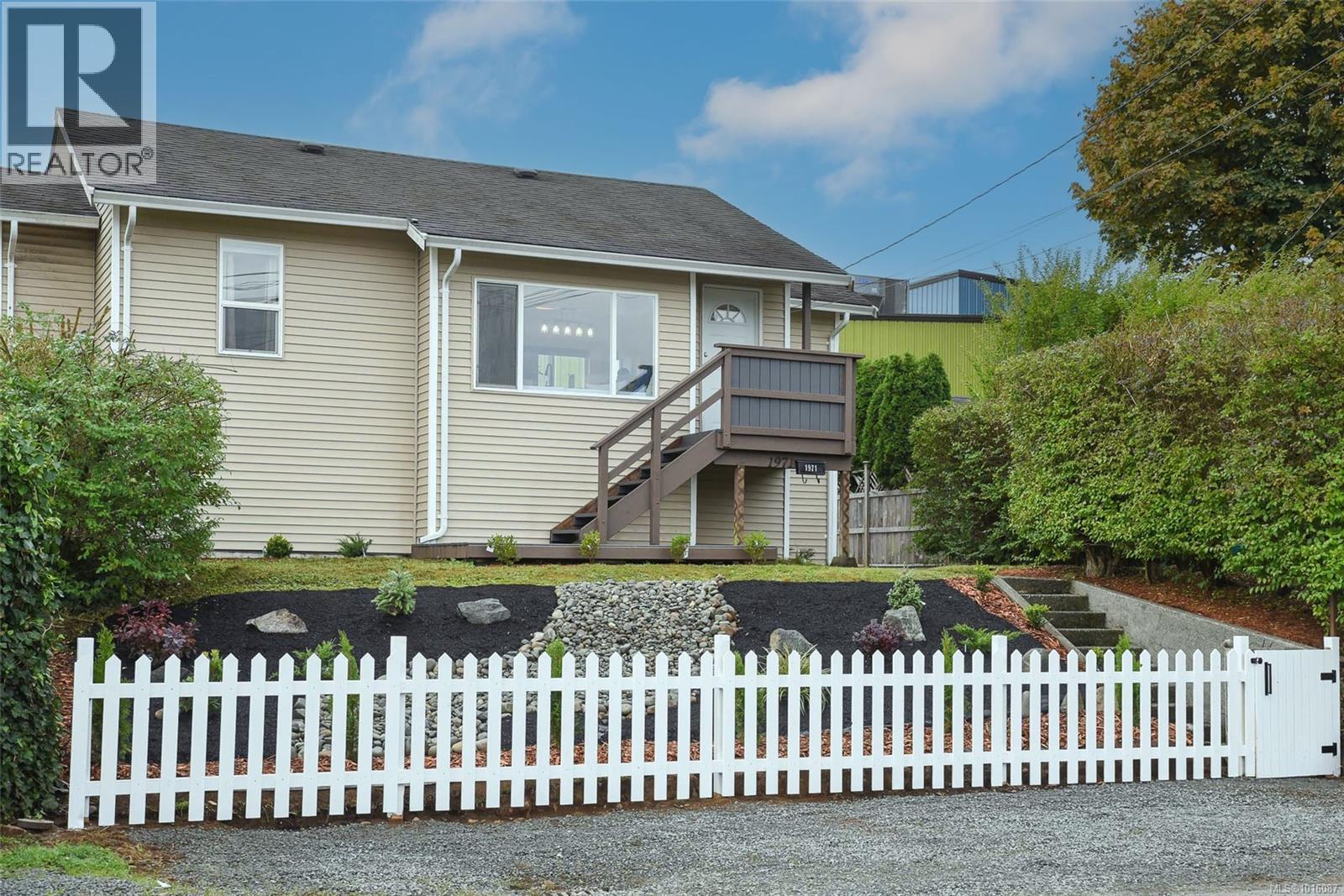 1971 19th Ave, Campbell River