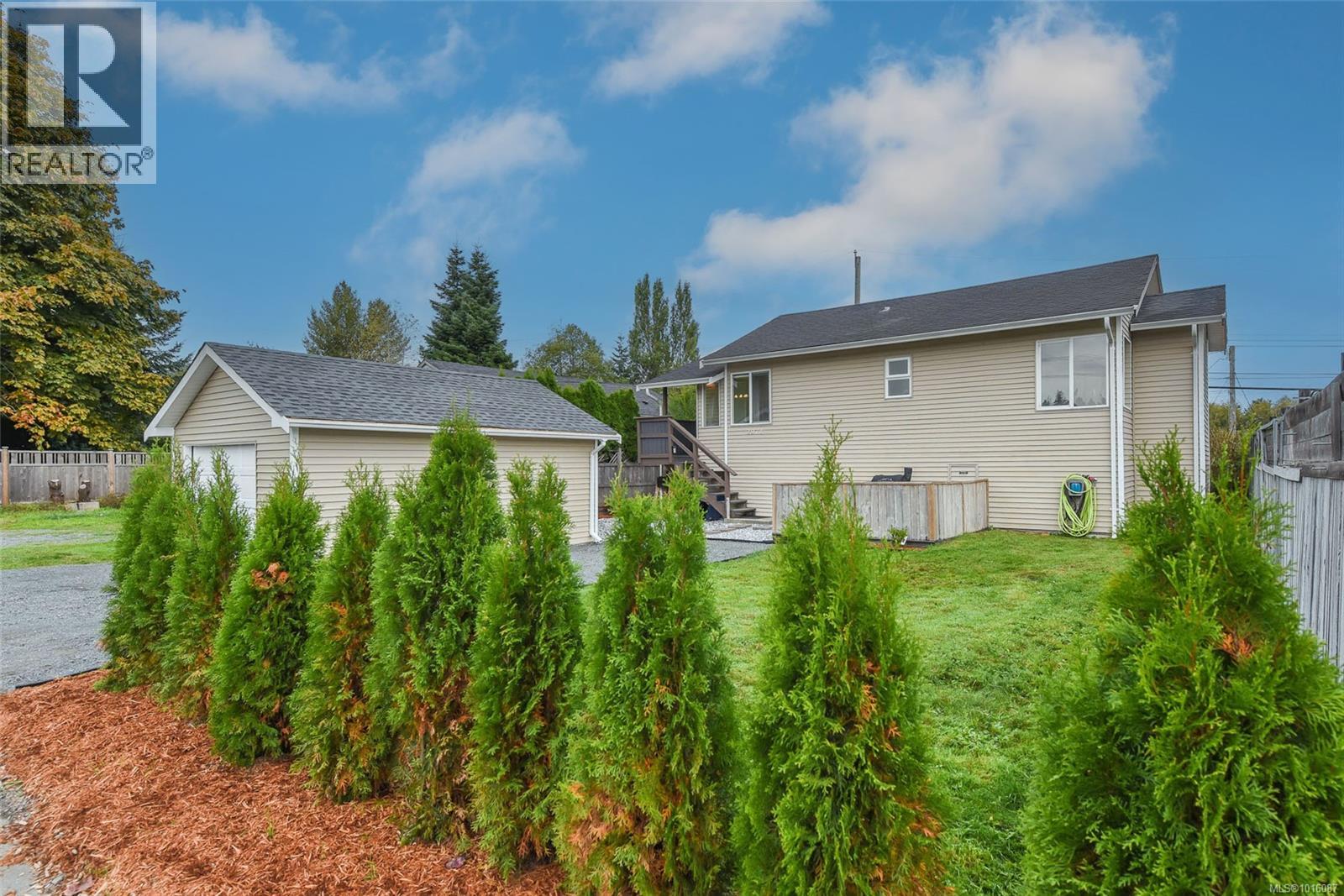 1971 19th Ave, Campbell River