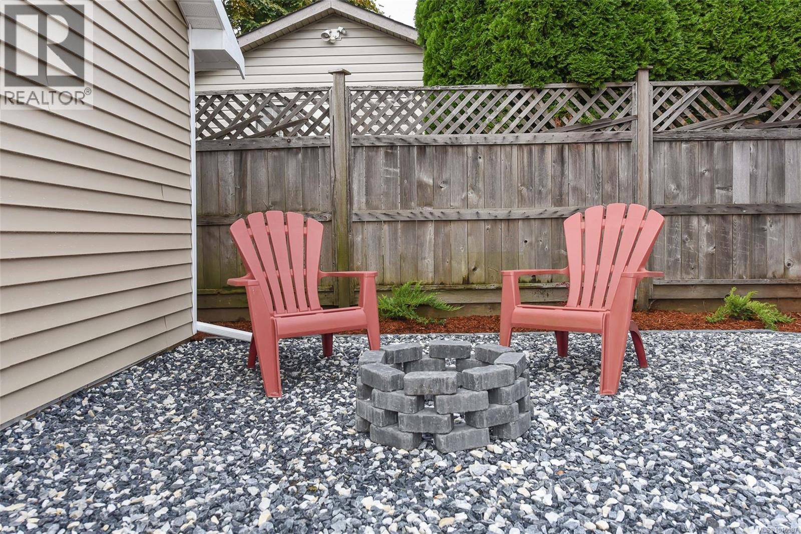 1971 19th Ave, Campbell River