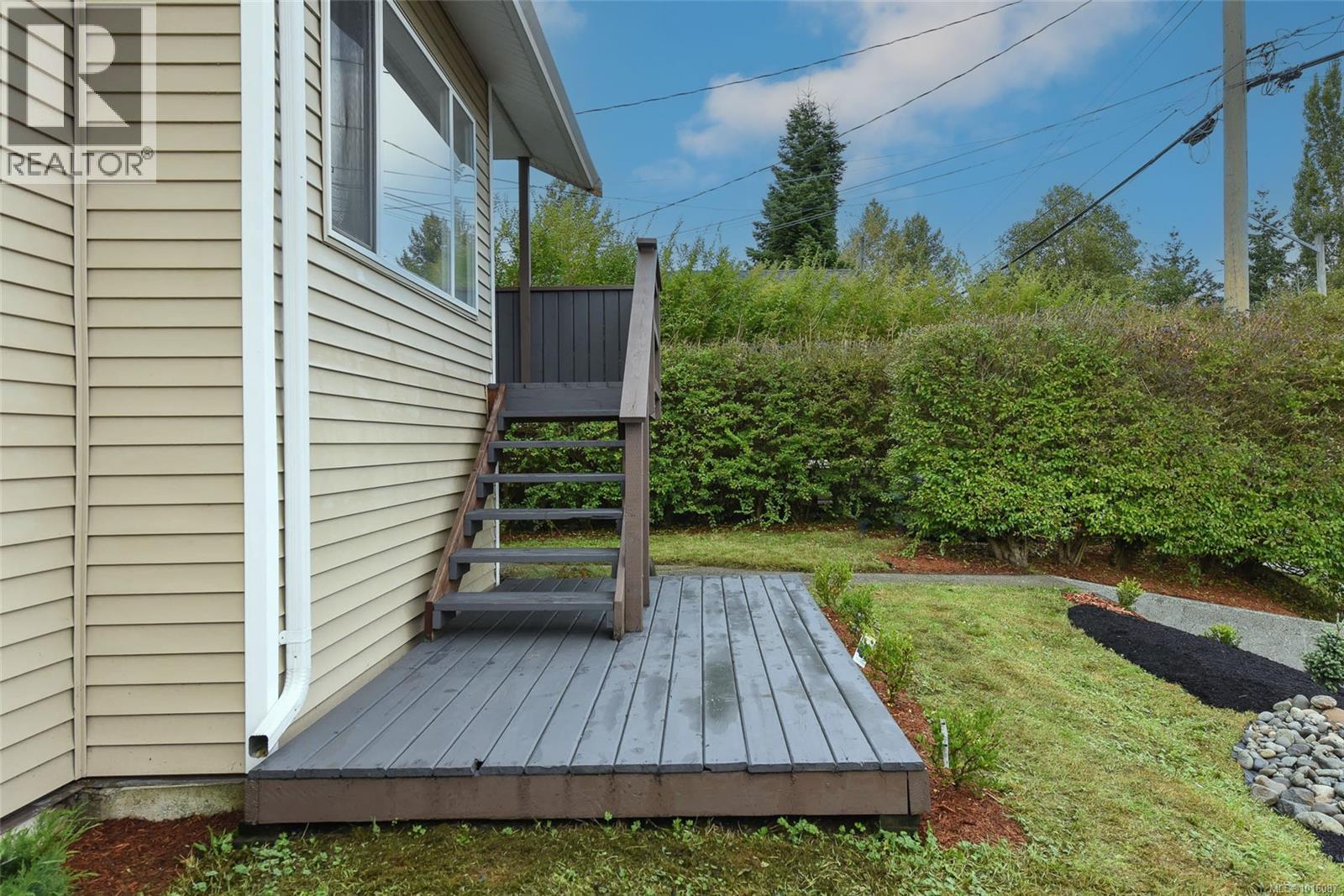 1971 19th Ave, Campbell River