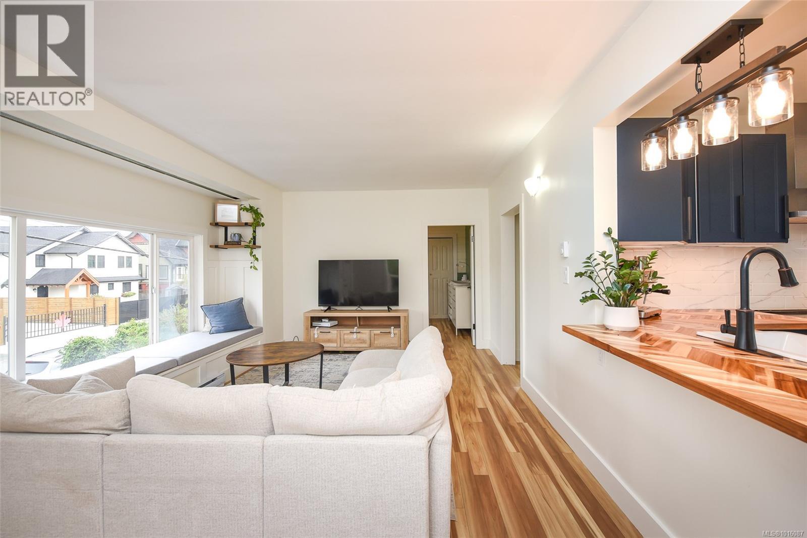 1971 19th Ave, Campbell River