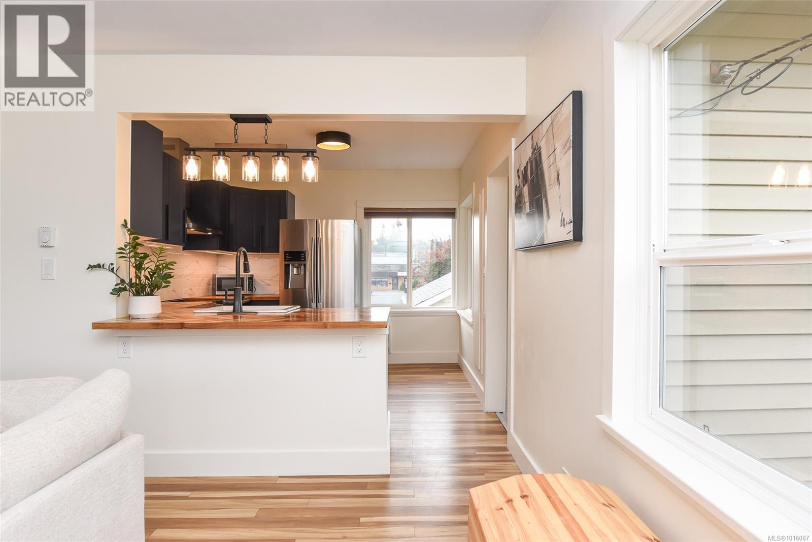 1971 19th Ave, Campbell River