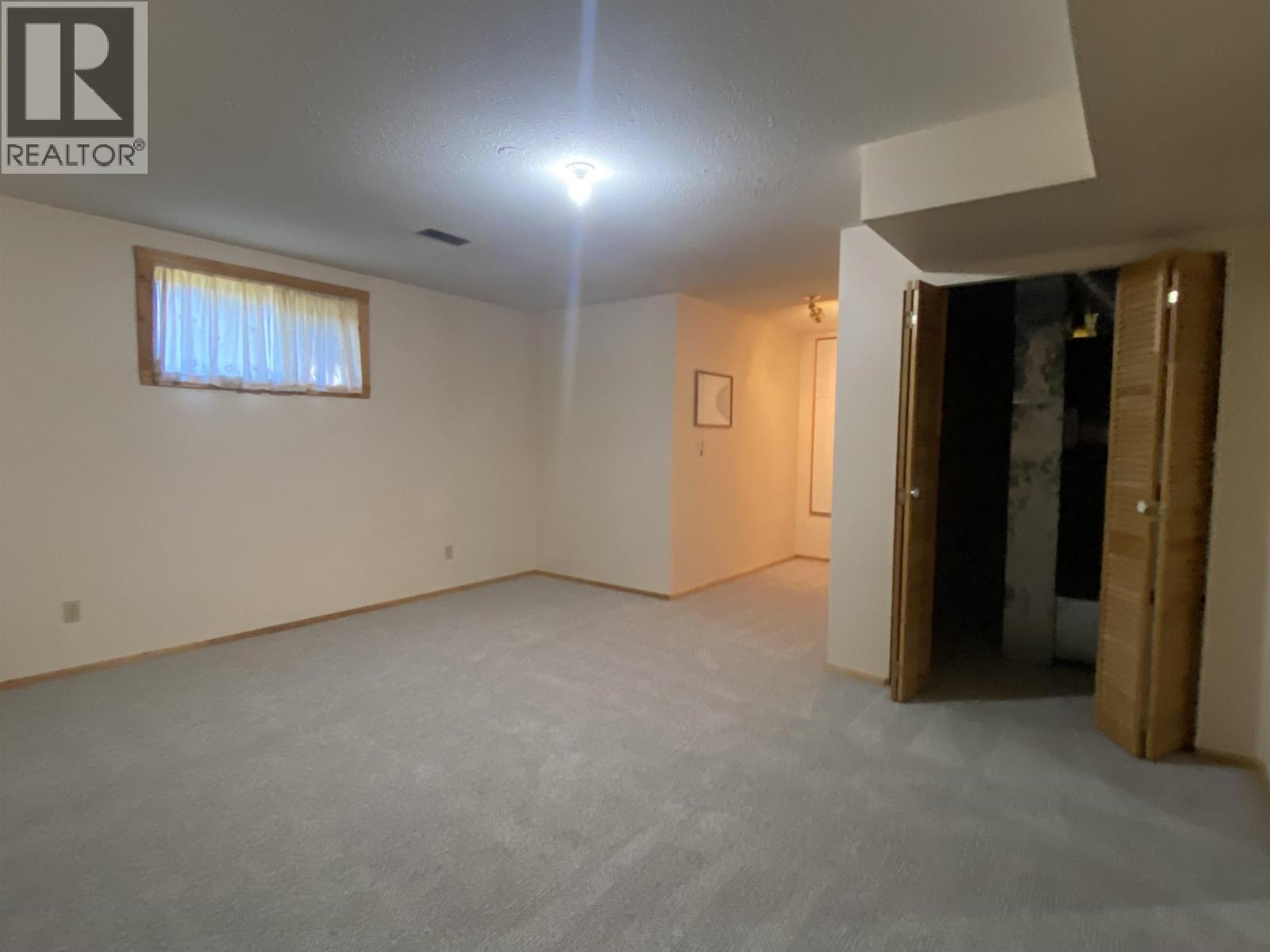 3902 SPRING CREEK Drive, Terrace