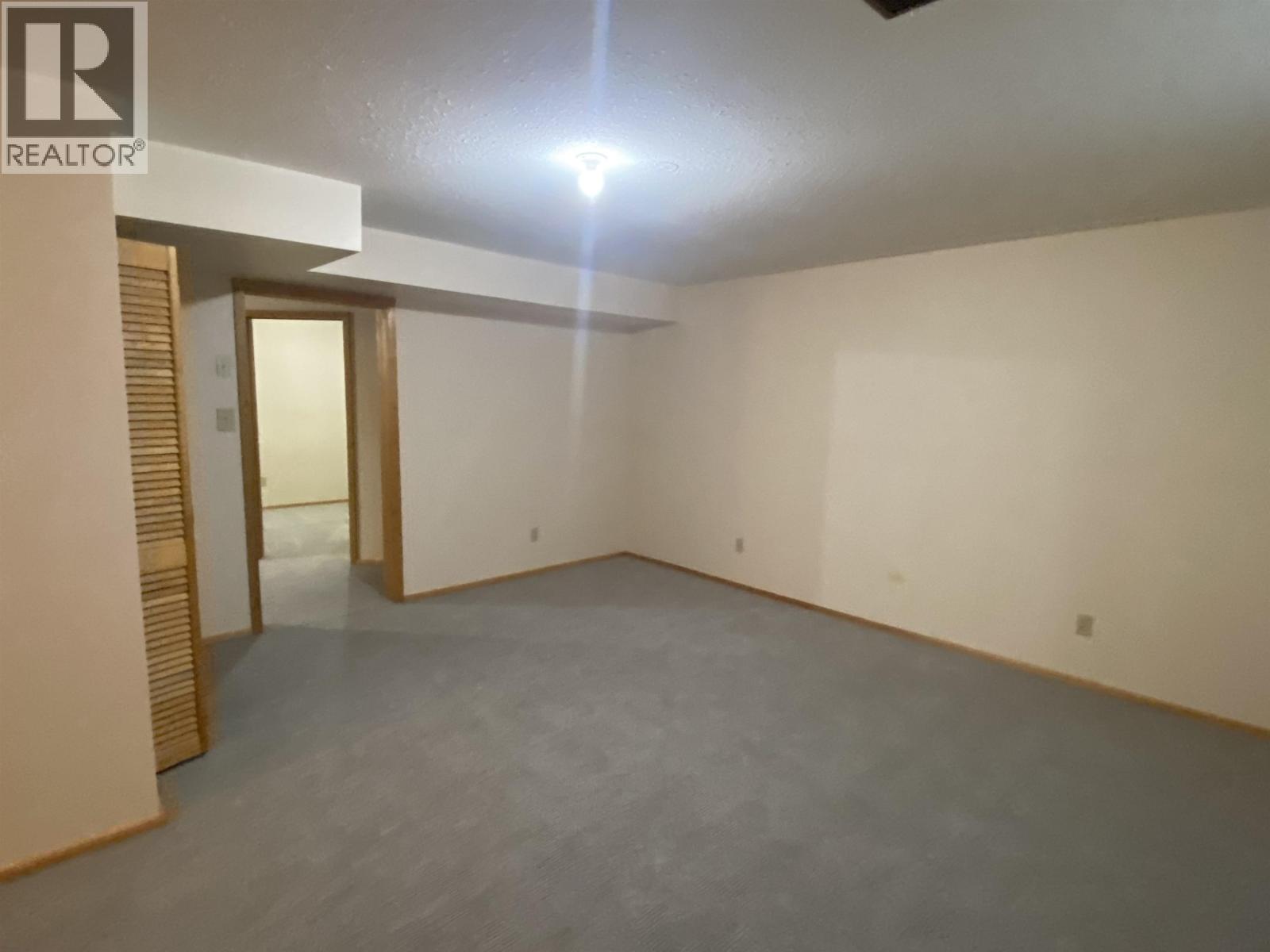 3902 SPRING CREEK Drive, Terrace