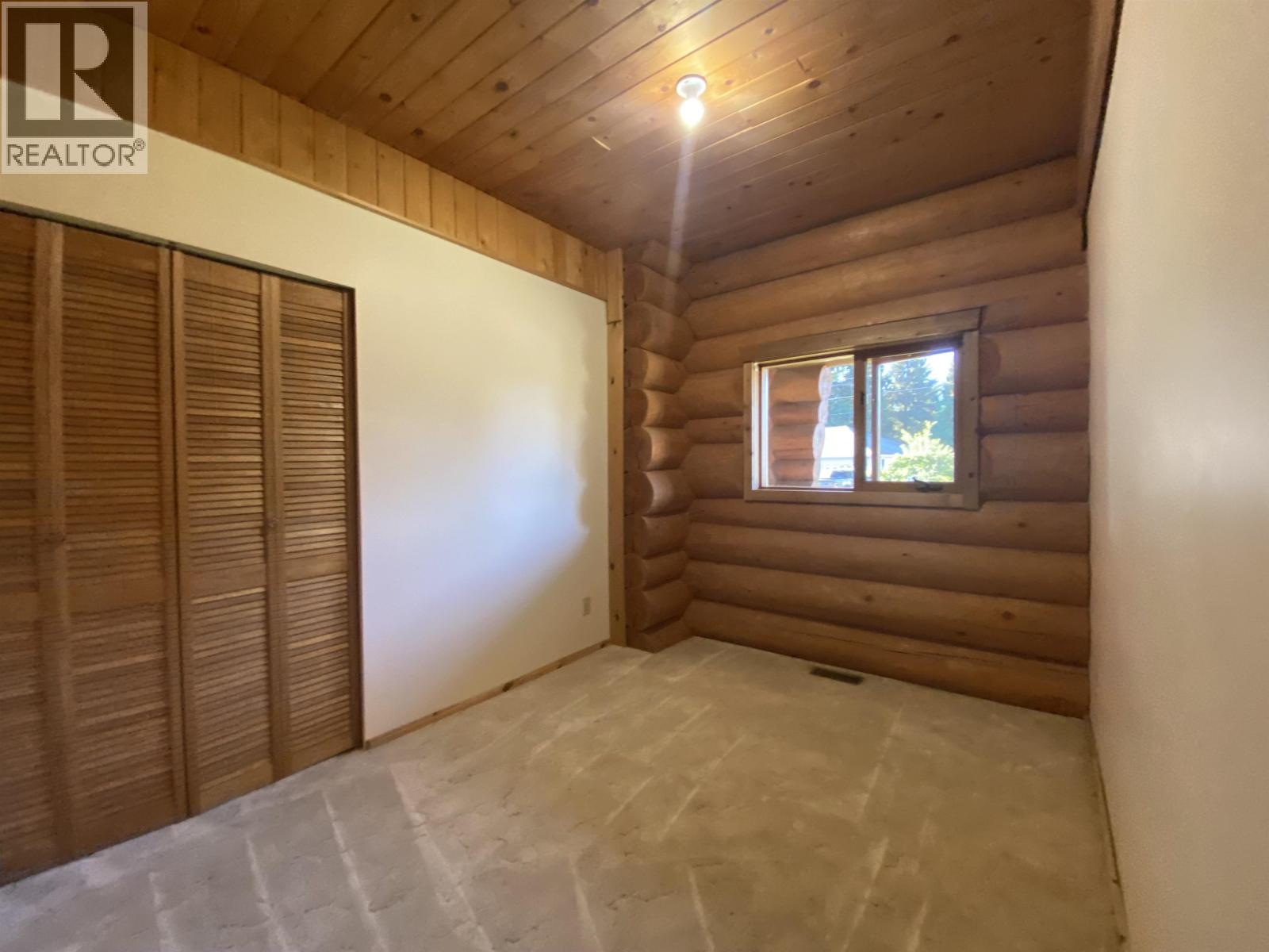 3902 SPRING CREEK Drive, Terrace