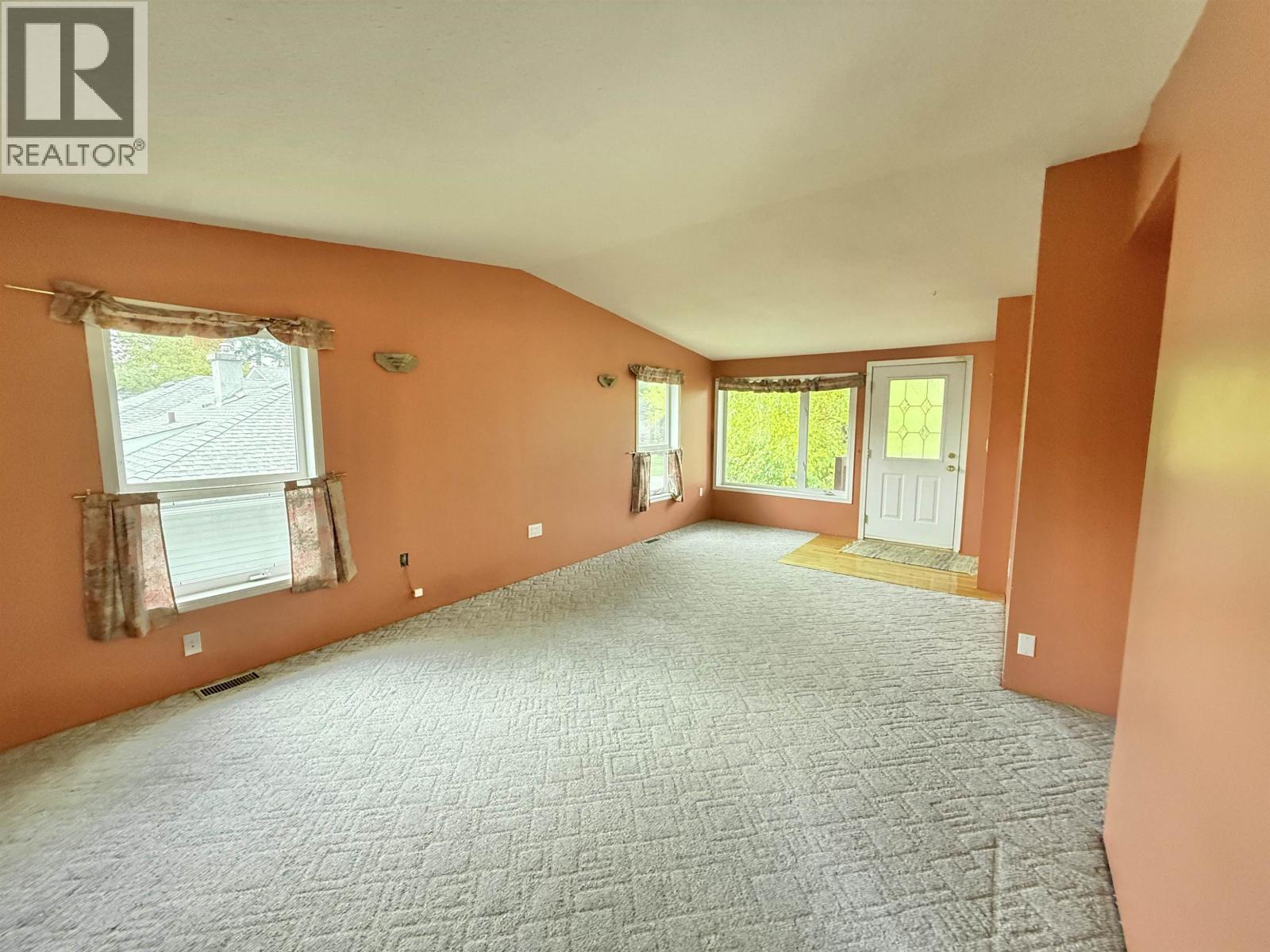 768 VAUGHAN STREET, Quesnel