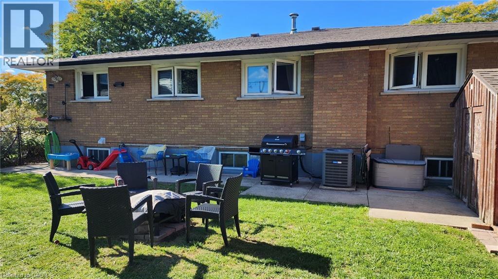 905 UPPER OTTAWA Street Unit# Main