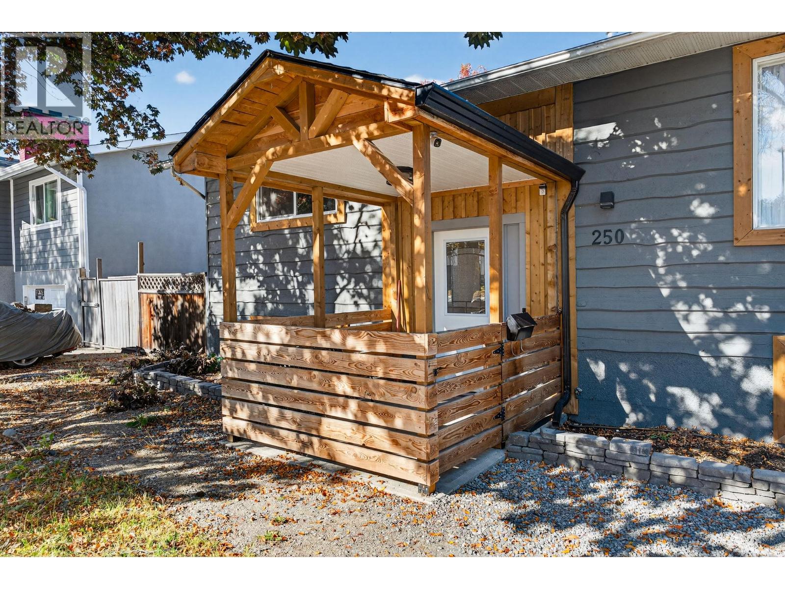  250 Benchview Road, Kelowna