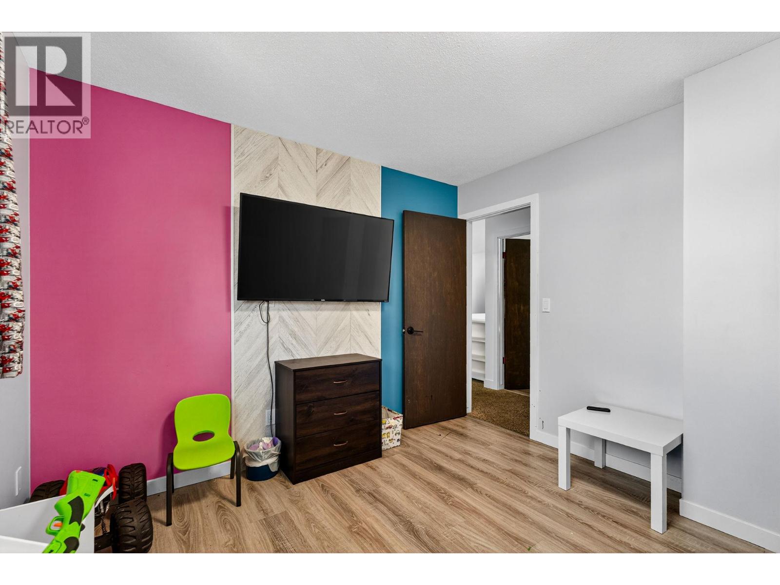  250 Benchview Road, Kelowna