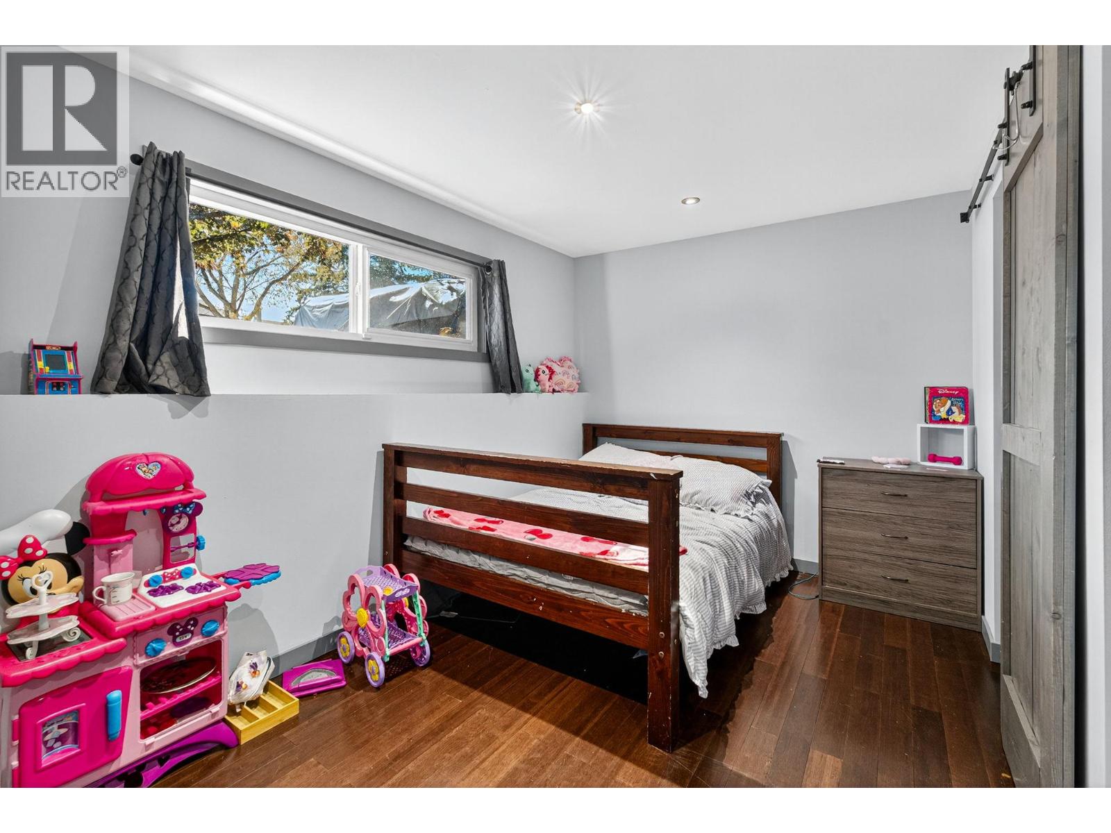  250 Benchview Road, Kelowna