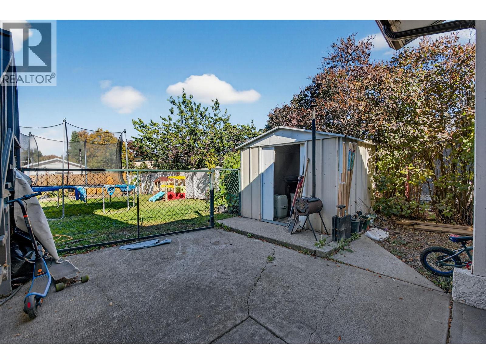  250 Benchview Road, Kelowna