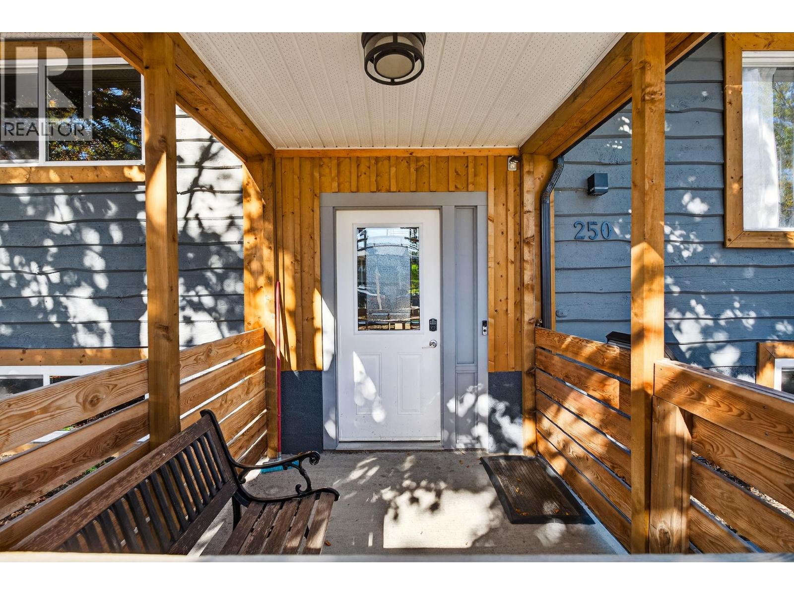  250 Benchview Road, Kelowna