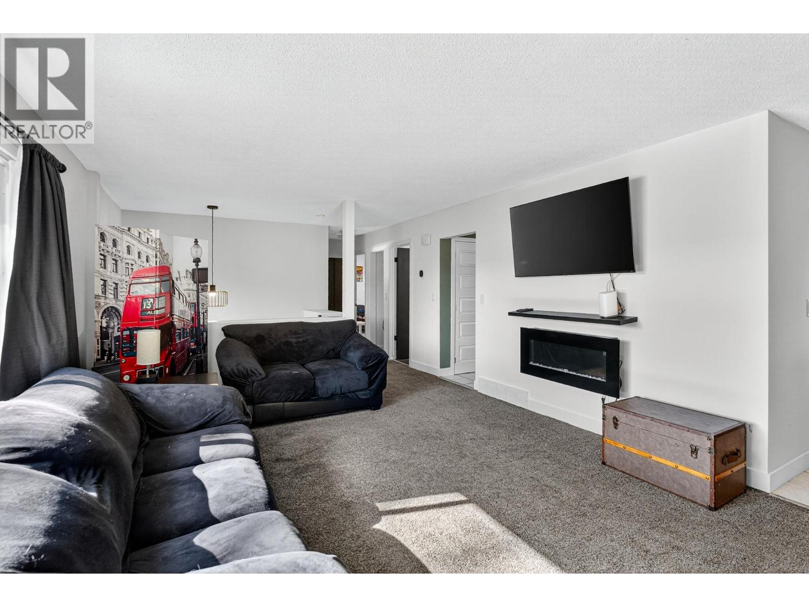  250 Benchview Road, Kelowna