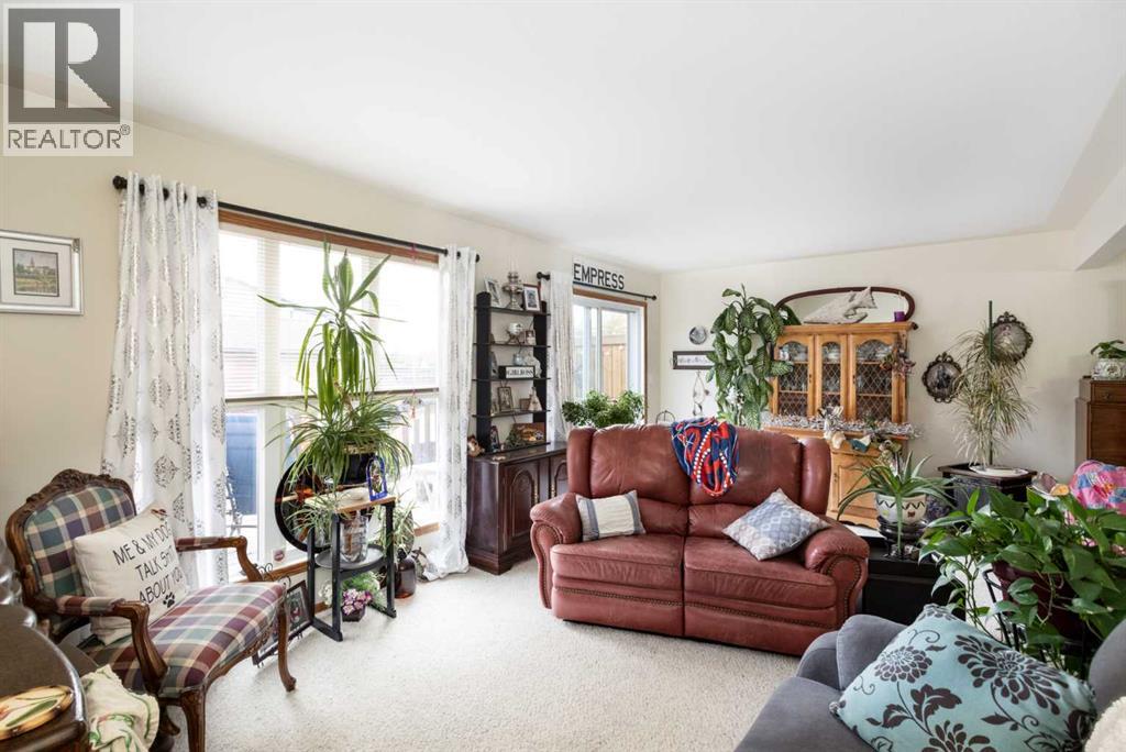 24 Legend Court, Sylvan Lake