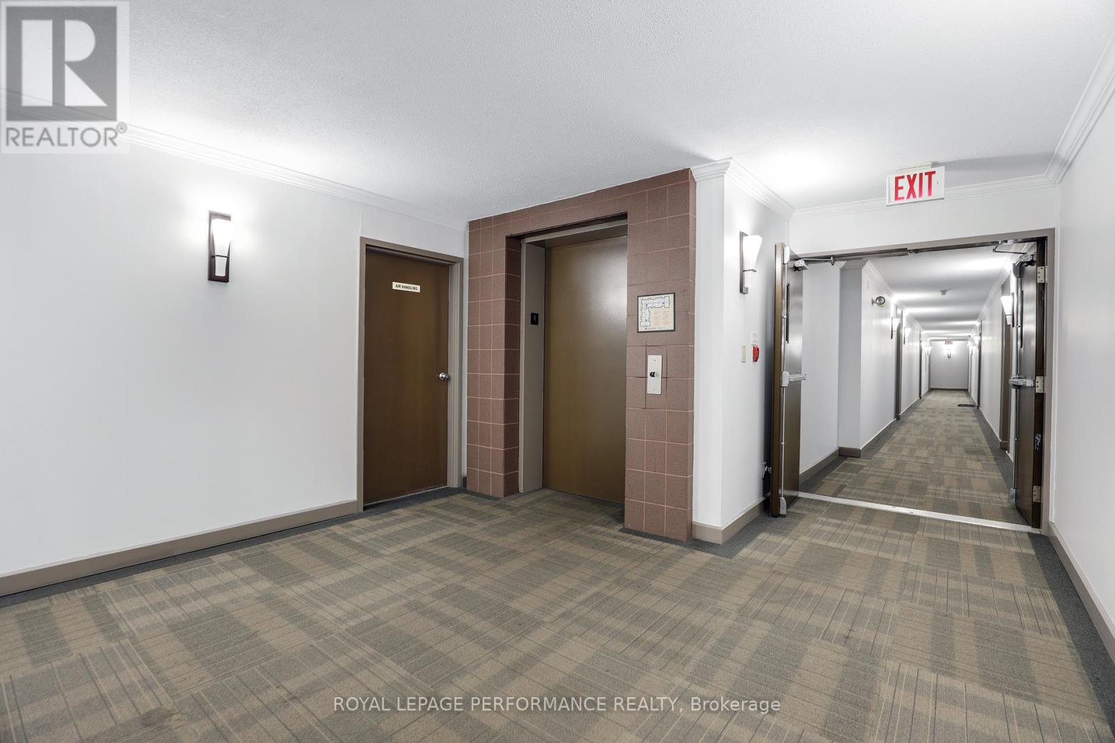 Bright common spaces