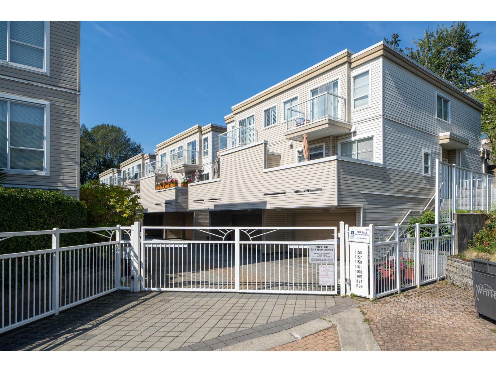 1159 VIDAL STREET, White Rock