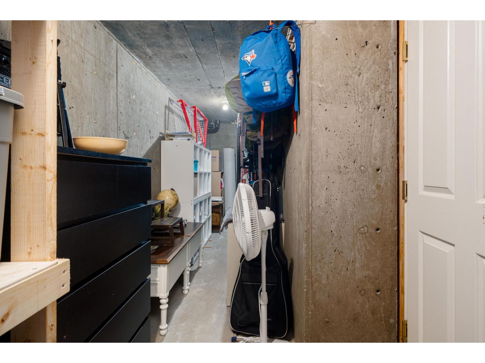 1159 VIDAL STREET, White Rock