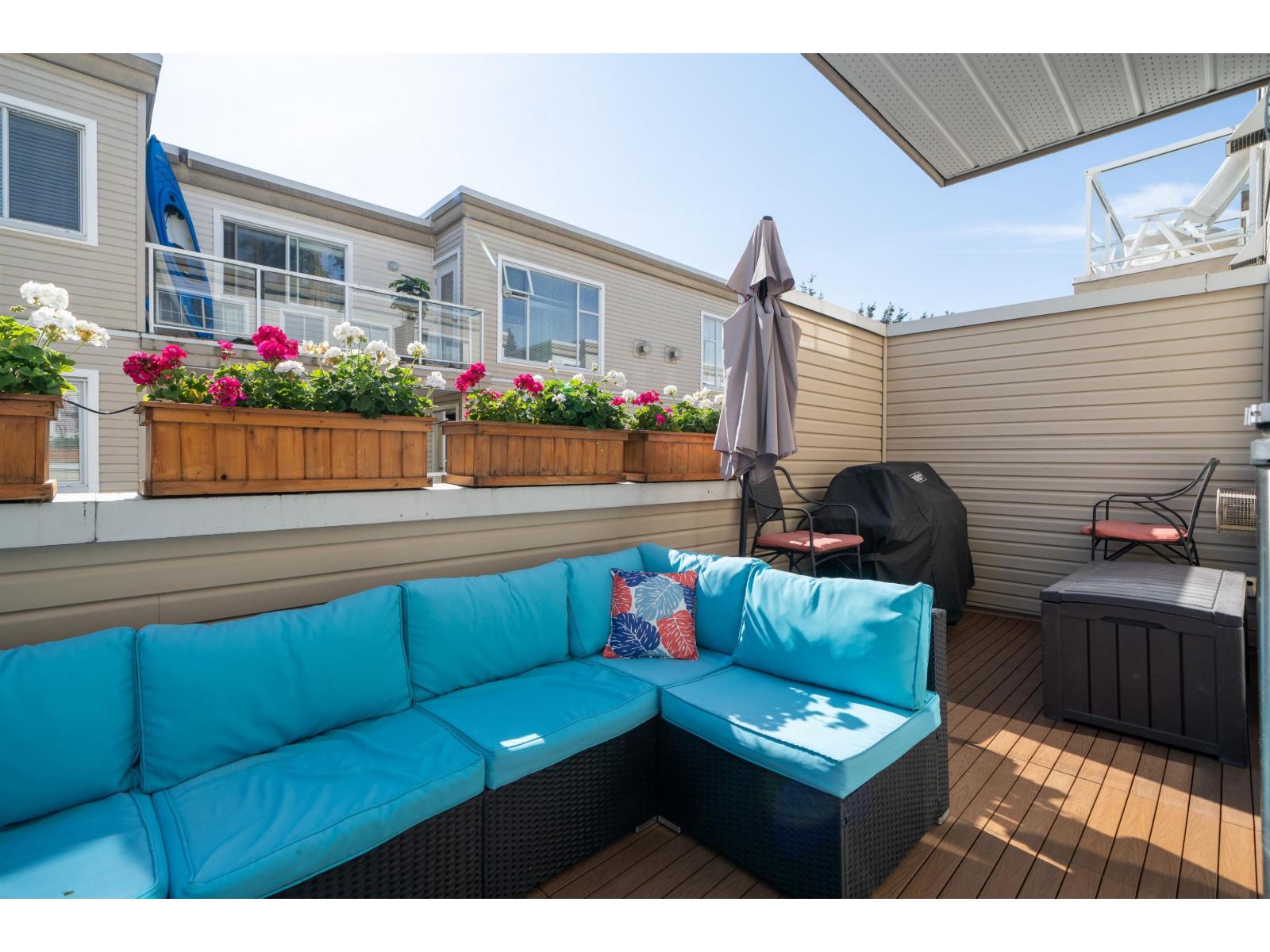 1159 VIDAL STREET, White Rock