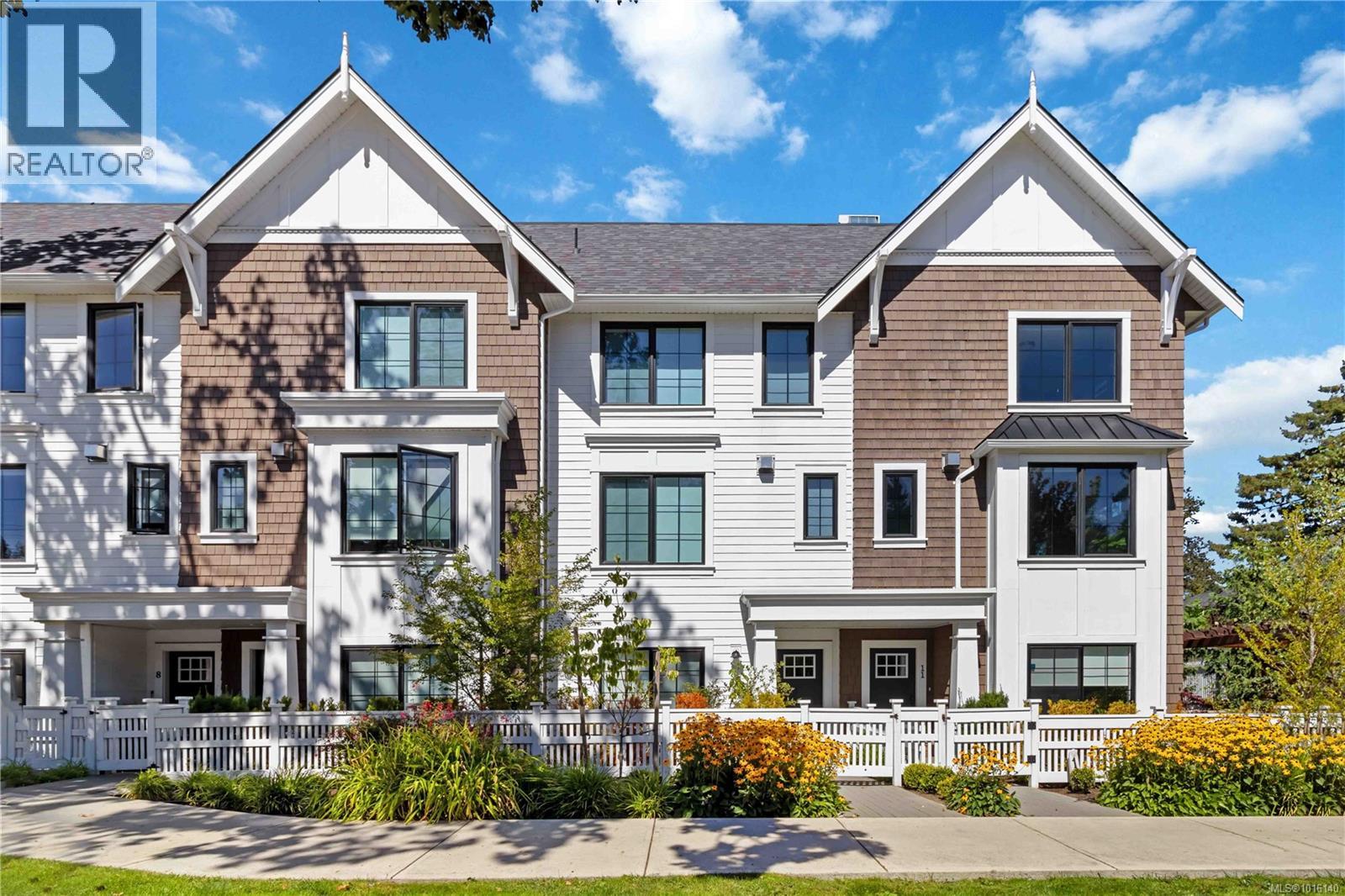 10 1810 Kings Road, Saanich