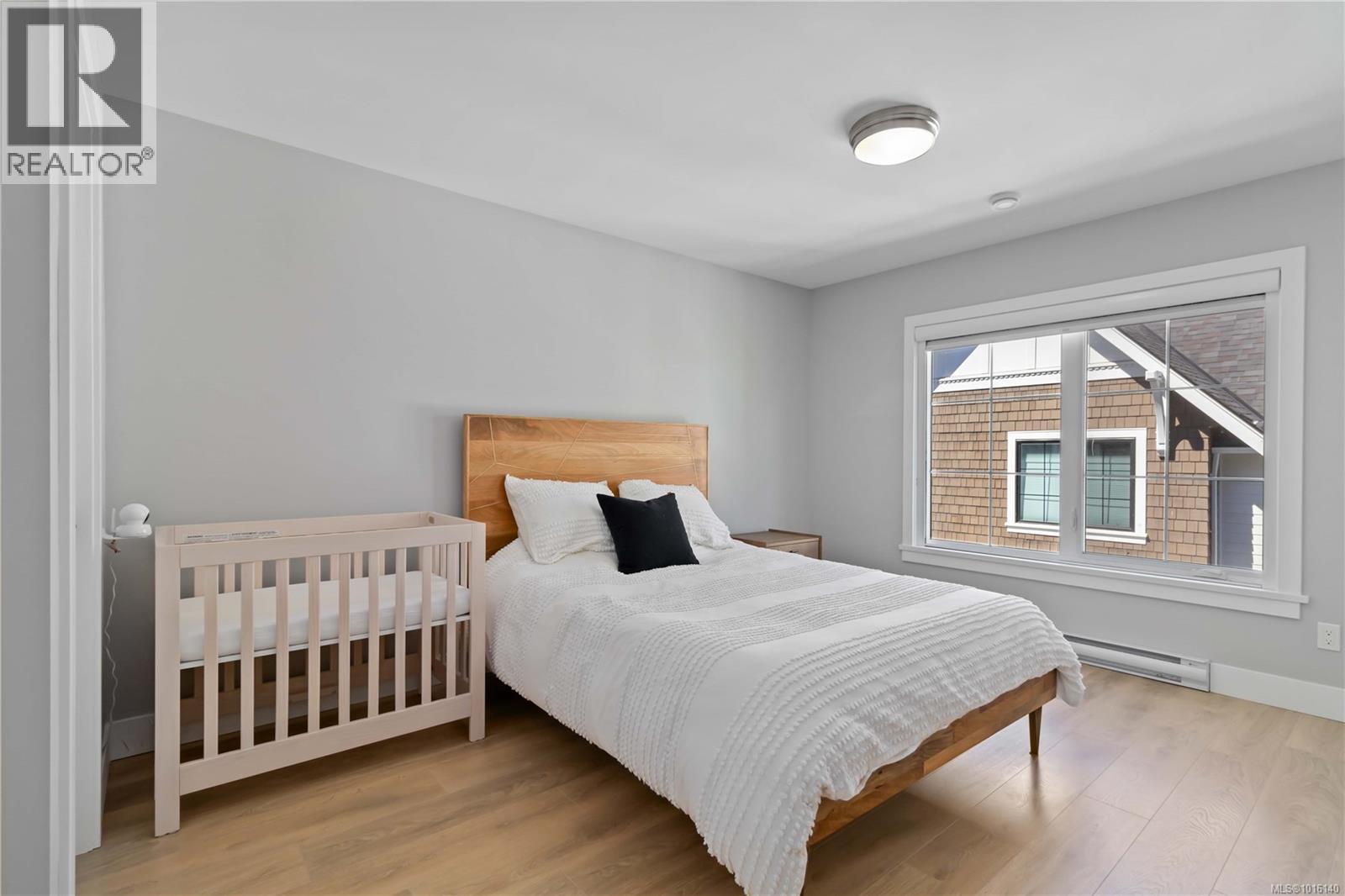 10 1810 Kings Road, Saanich