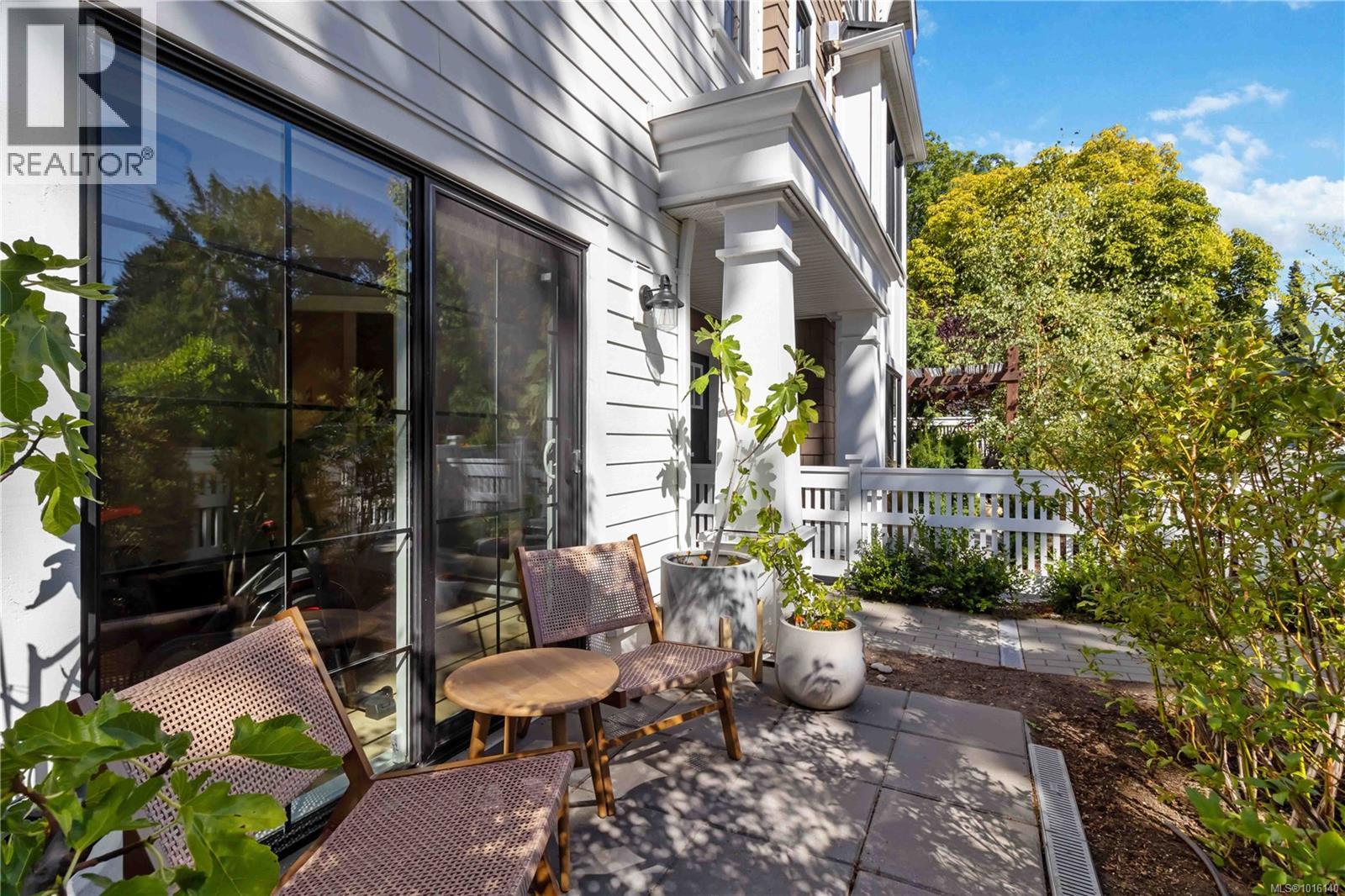 10 1810 Kings Road, Saanich