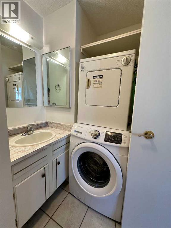 Single Family House Bungalow for Sale in  Huntford Close NE Huntington Hills Calgary 