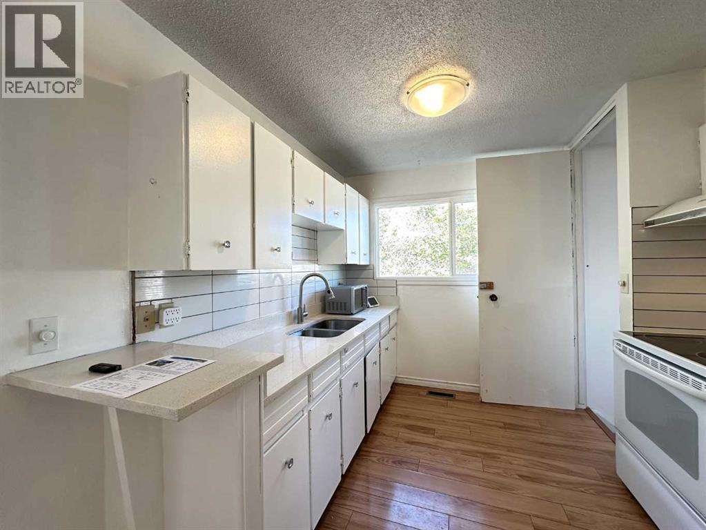 Single Family House Bungalow for Sale in  Huntford Close NE Huntington Hills Calgary 