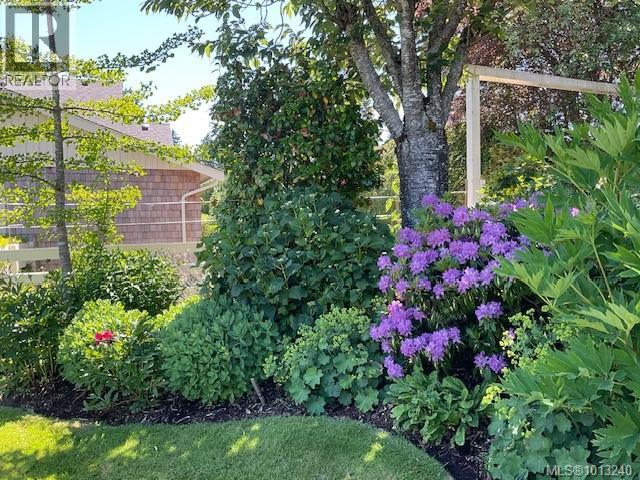  1974 Hovey Road, Central Saanich