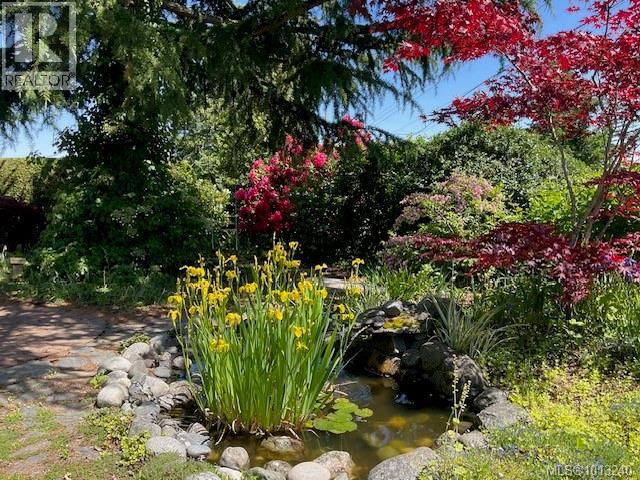  1974 Hovey Road, Central Saanich