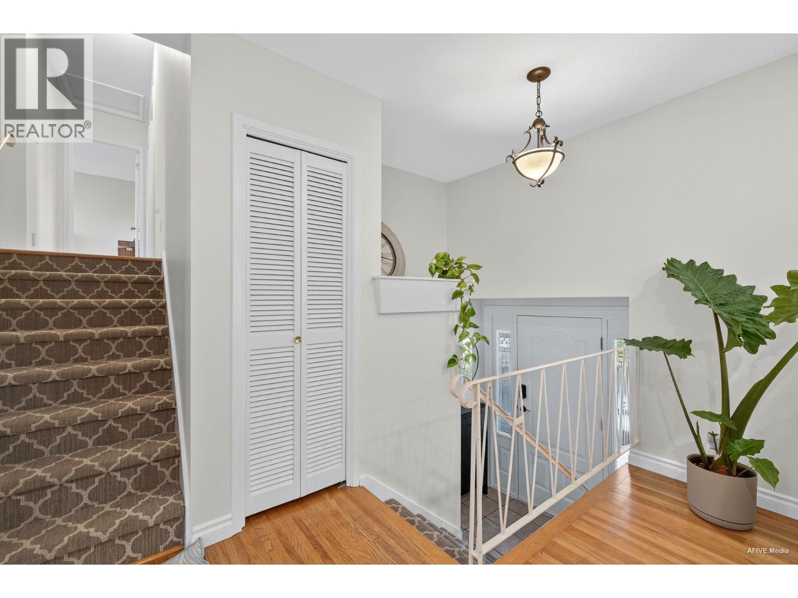 3380 GLASGOW STREET, Port Coquitlam