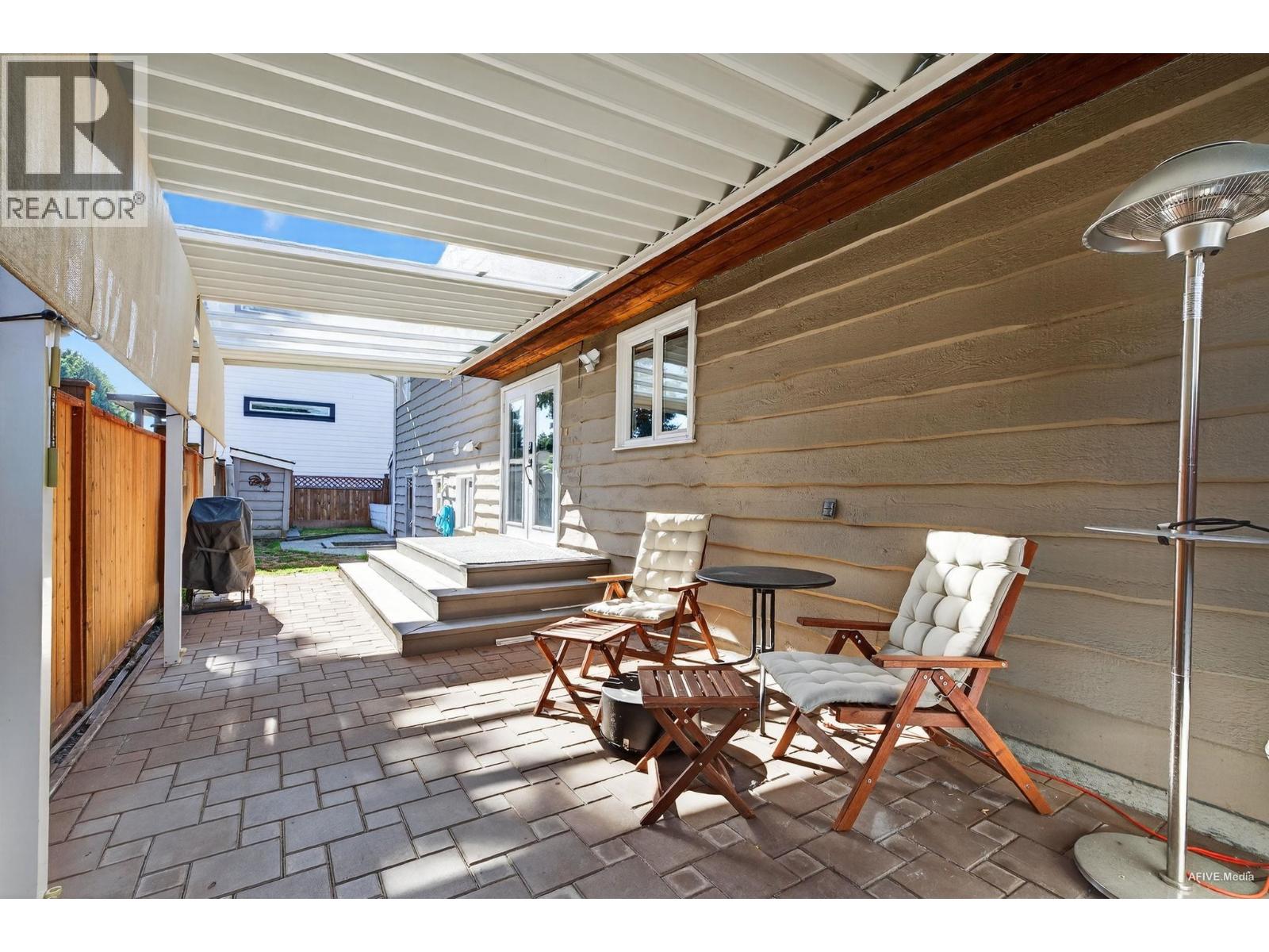 3380 GLASGOW STREET, Port Coquitlam