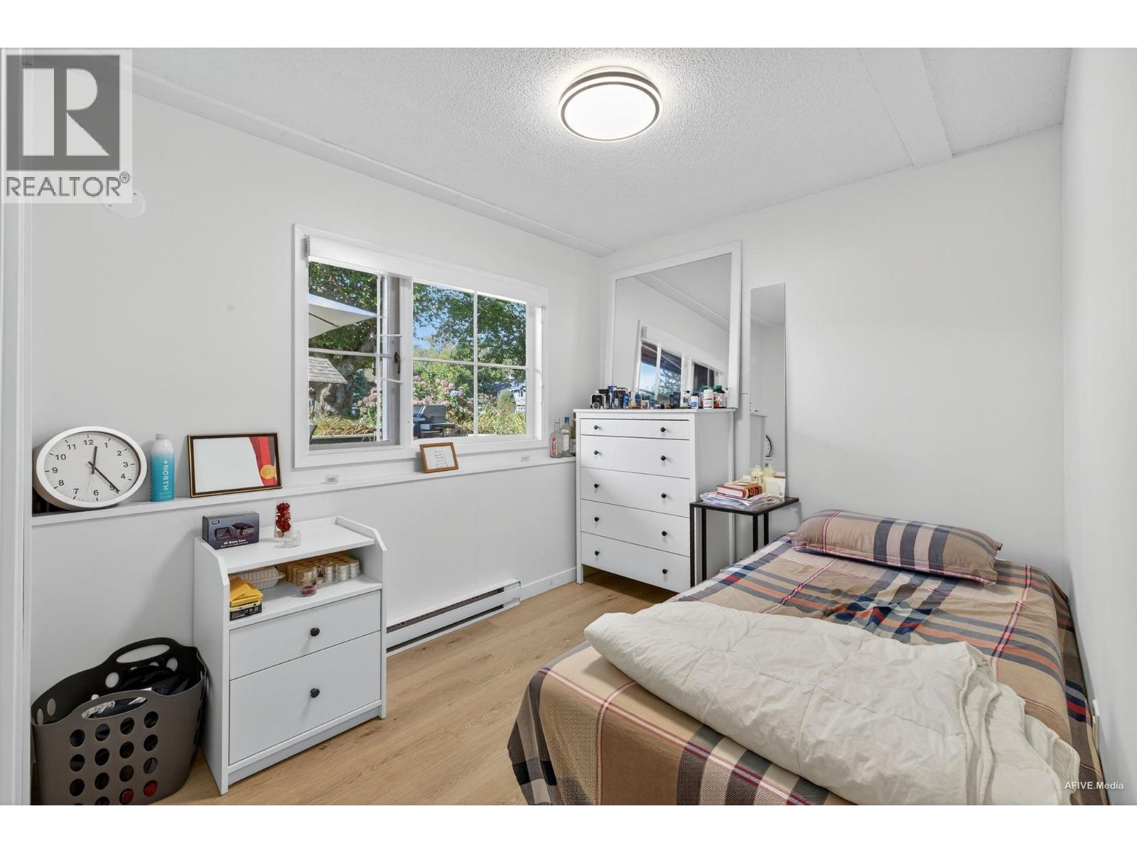 3380 GLASGOW STREET, Port Coquitlam