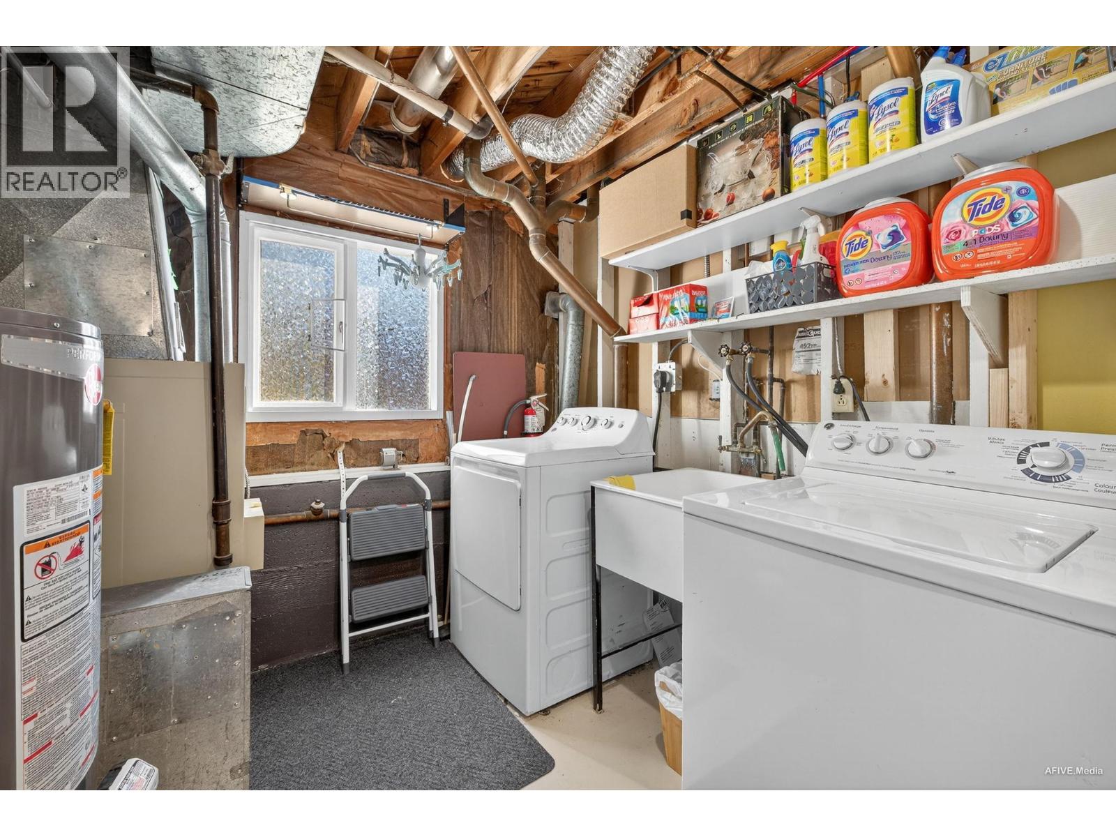 3380 GLASGOW STREET, Port Coquitlam