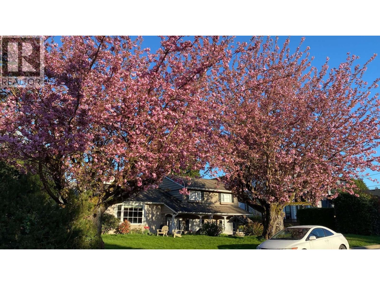 3380 GLASGOW STREET, Port Coquitlam